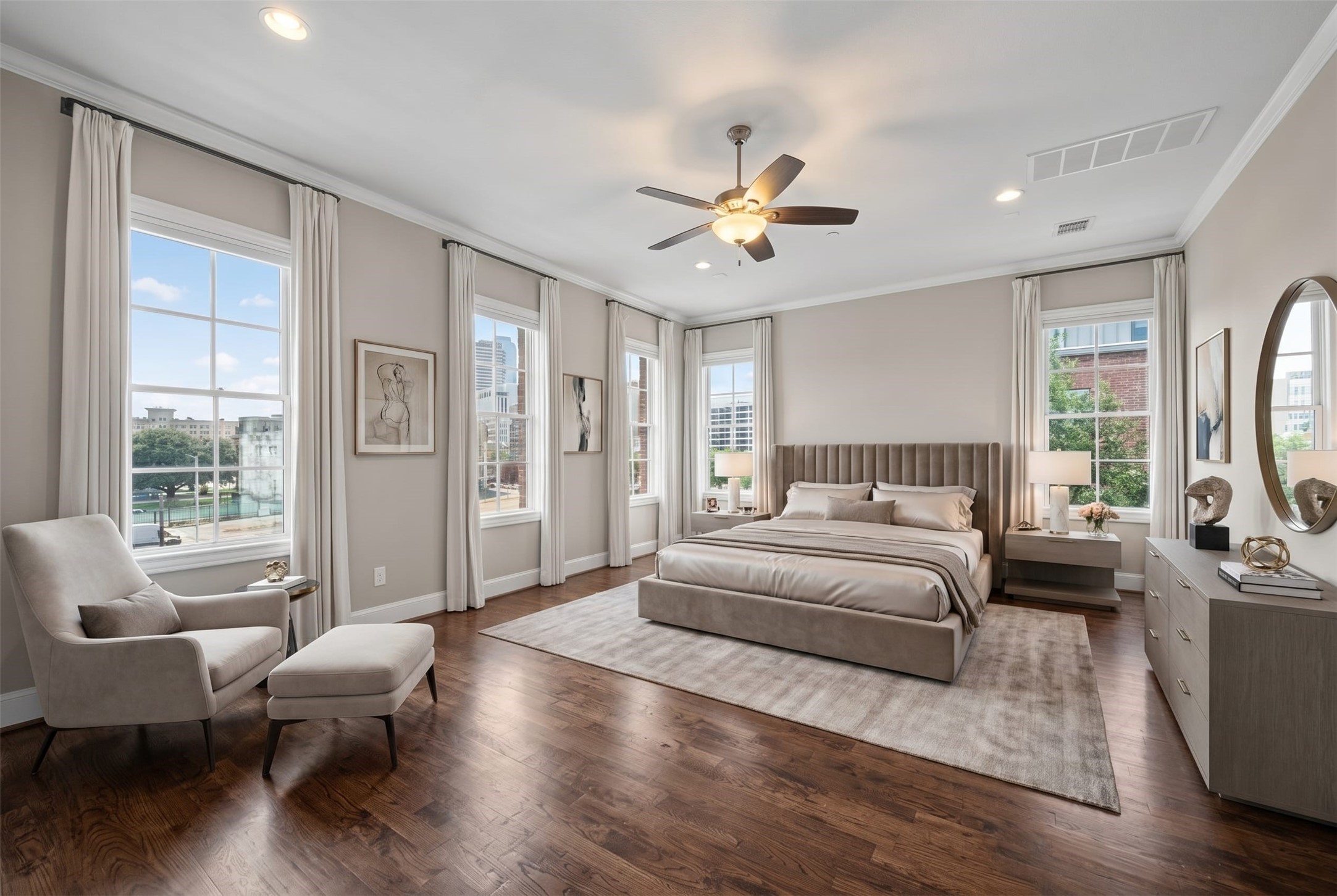 520 S Pearl Expressway S Dallas TX 75201