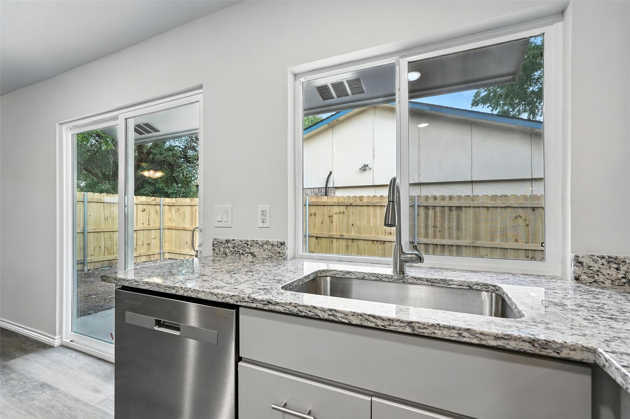 4613 Tarry Drive Garland TX 75043