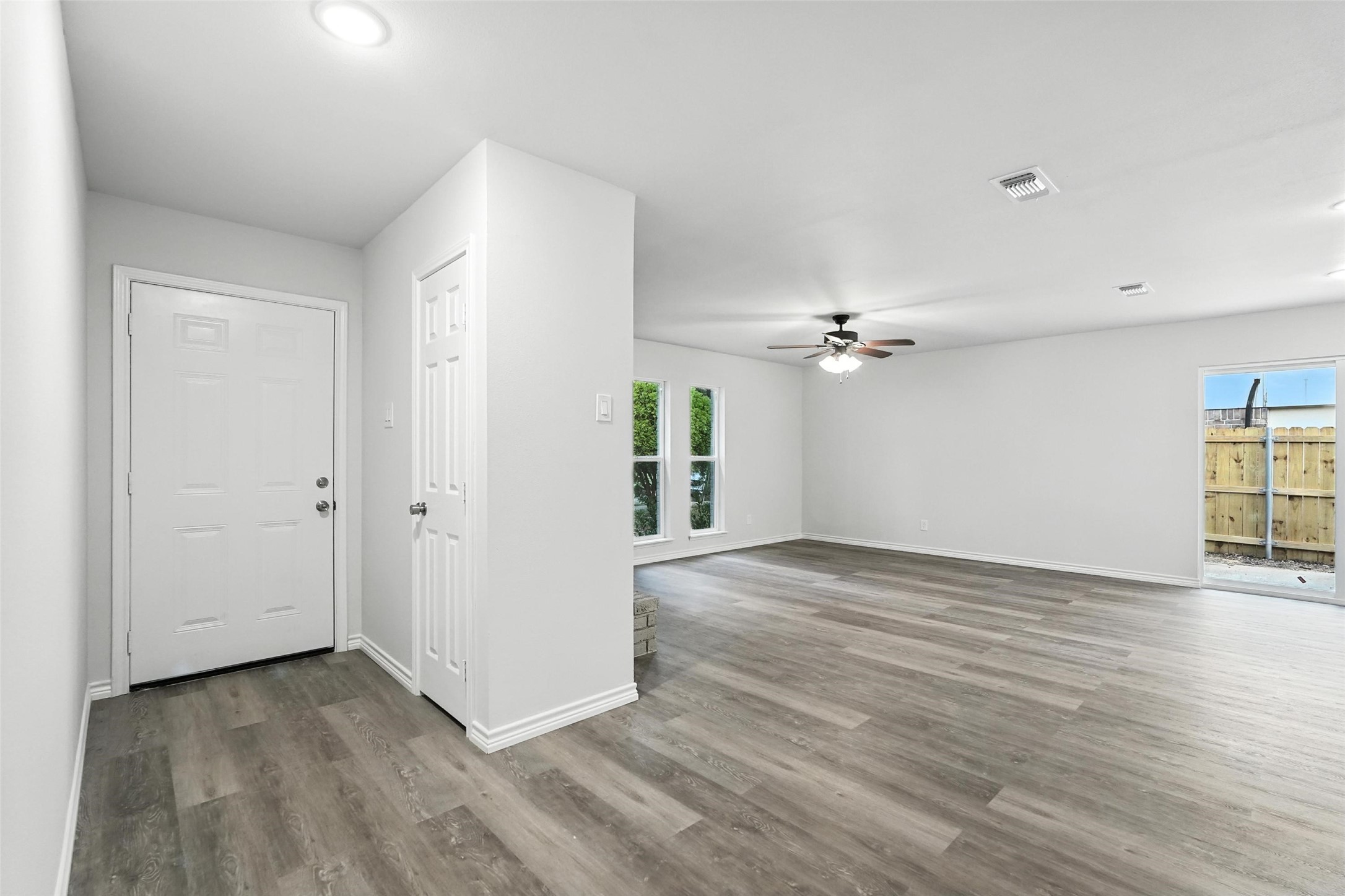 4613 Tarry Drive Garland TX 75043