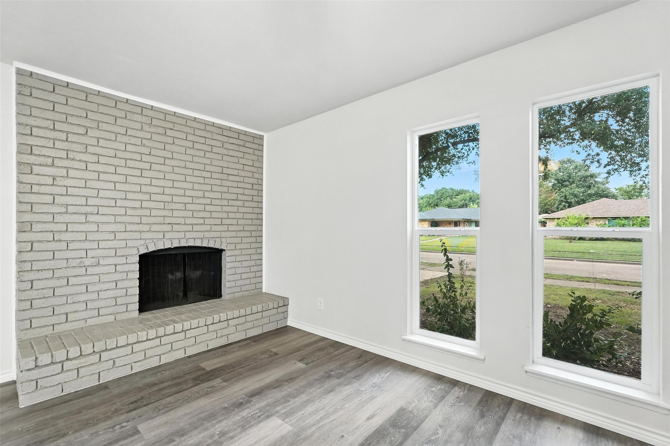 4613 Tarry Drive Garland TX 75043