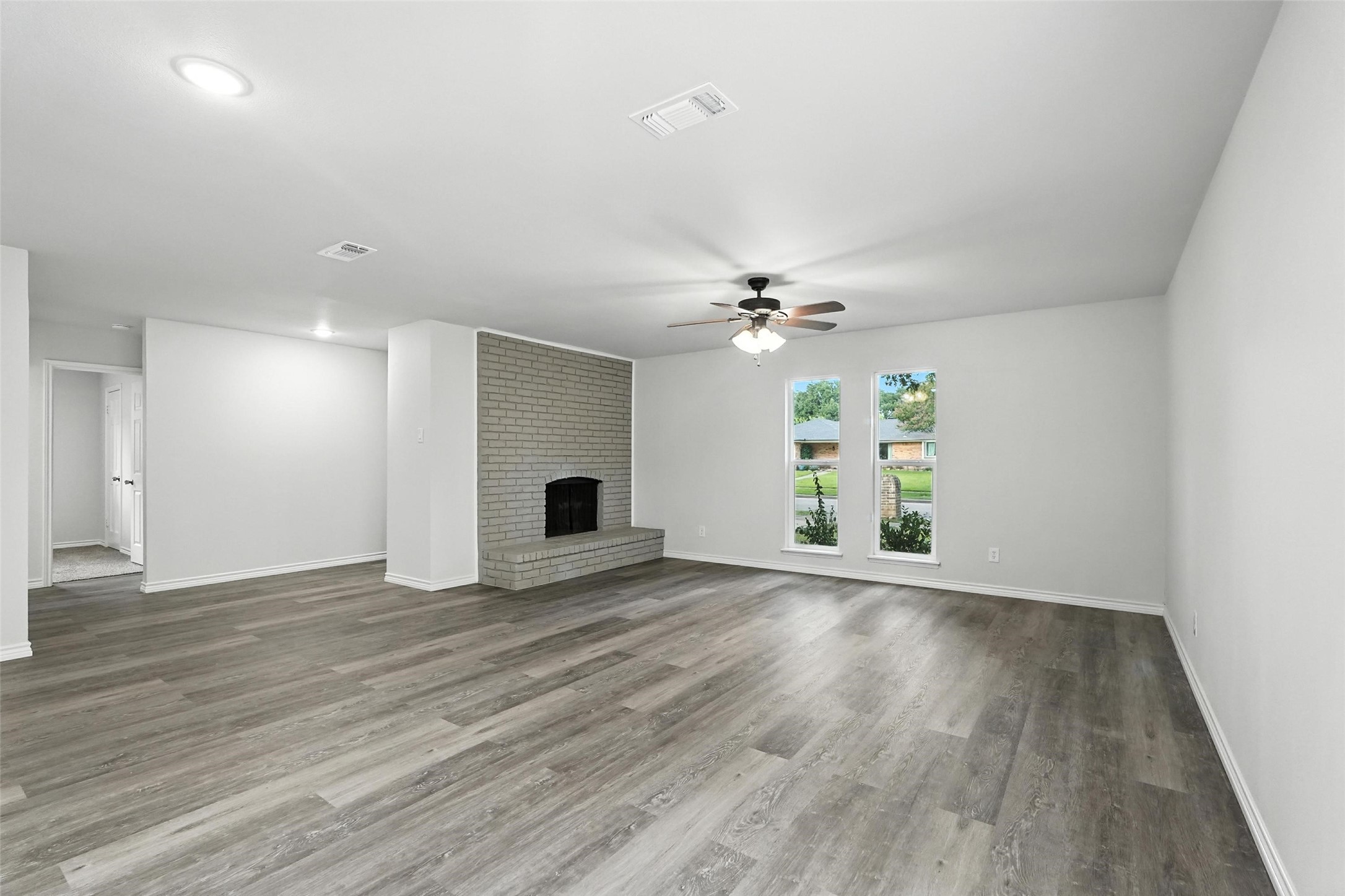 4613 Tarry Drive Garland TX 75043