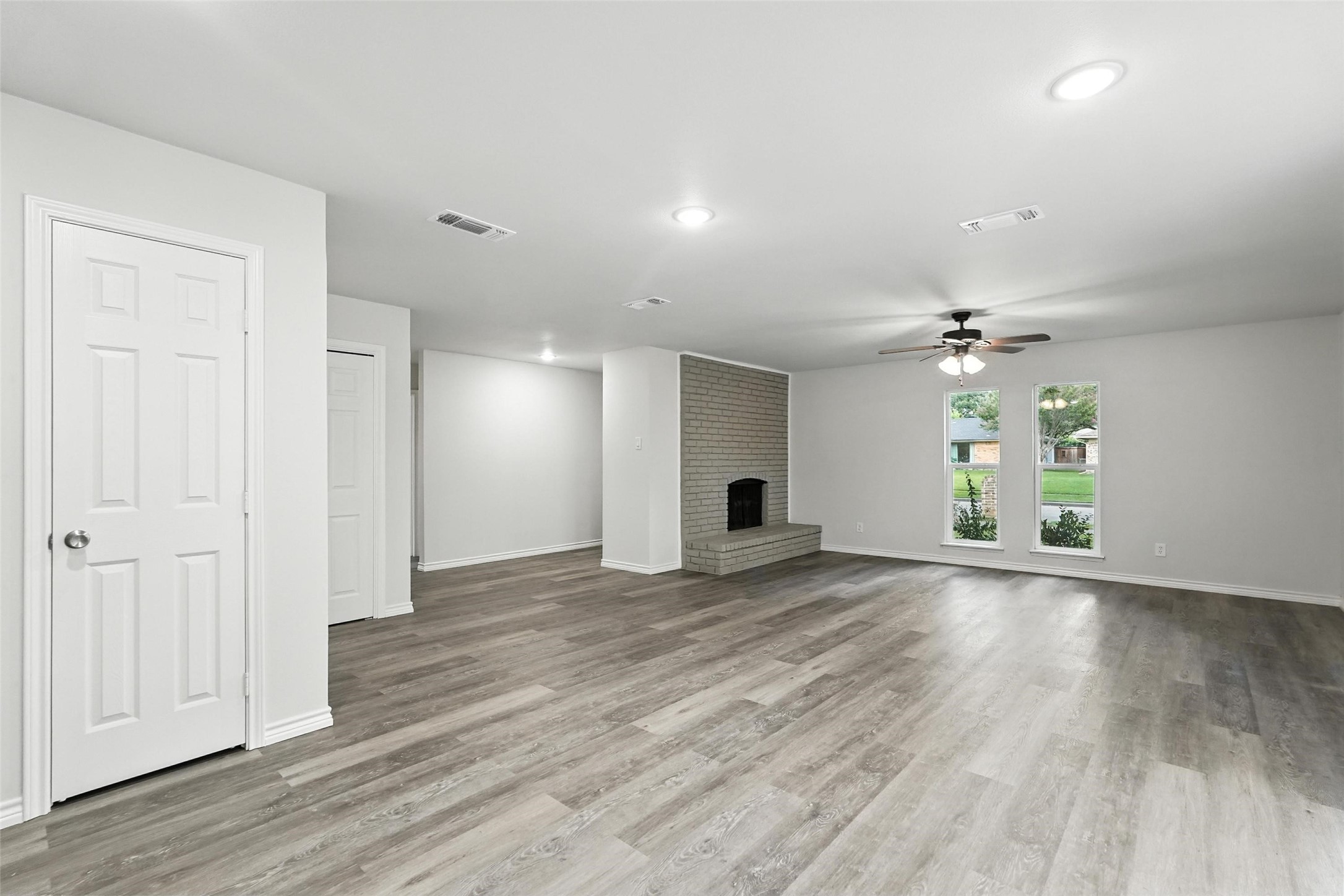 4613 Tarry Drive Garland TX 75043