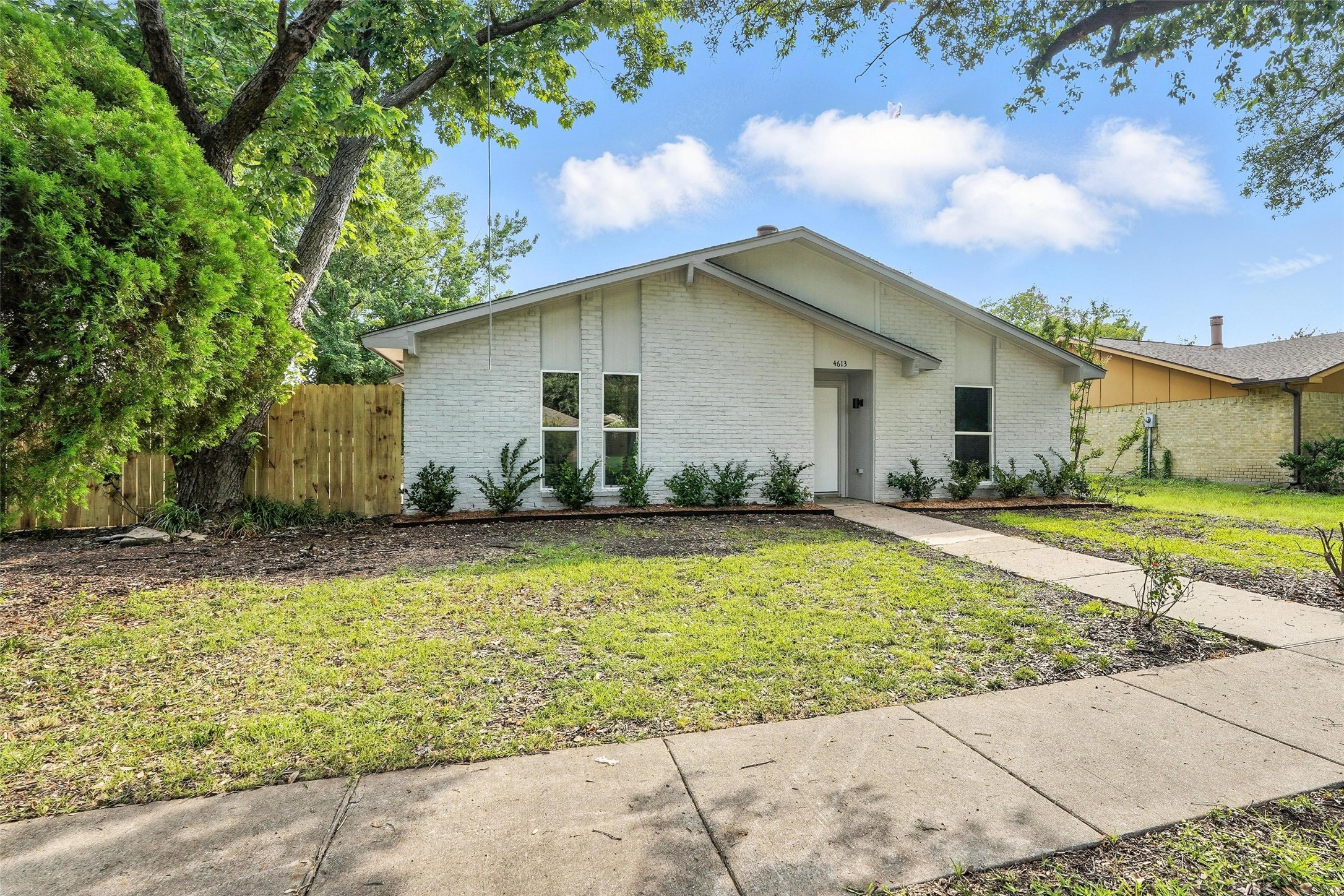 4613 Tarry Drive Garland TX 75043