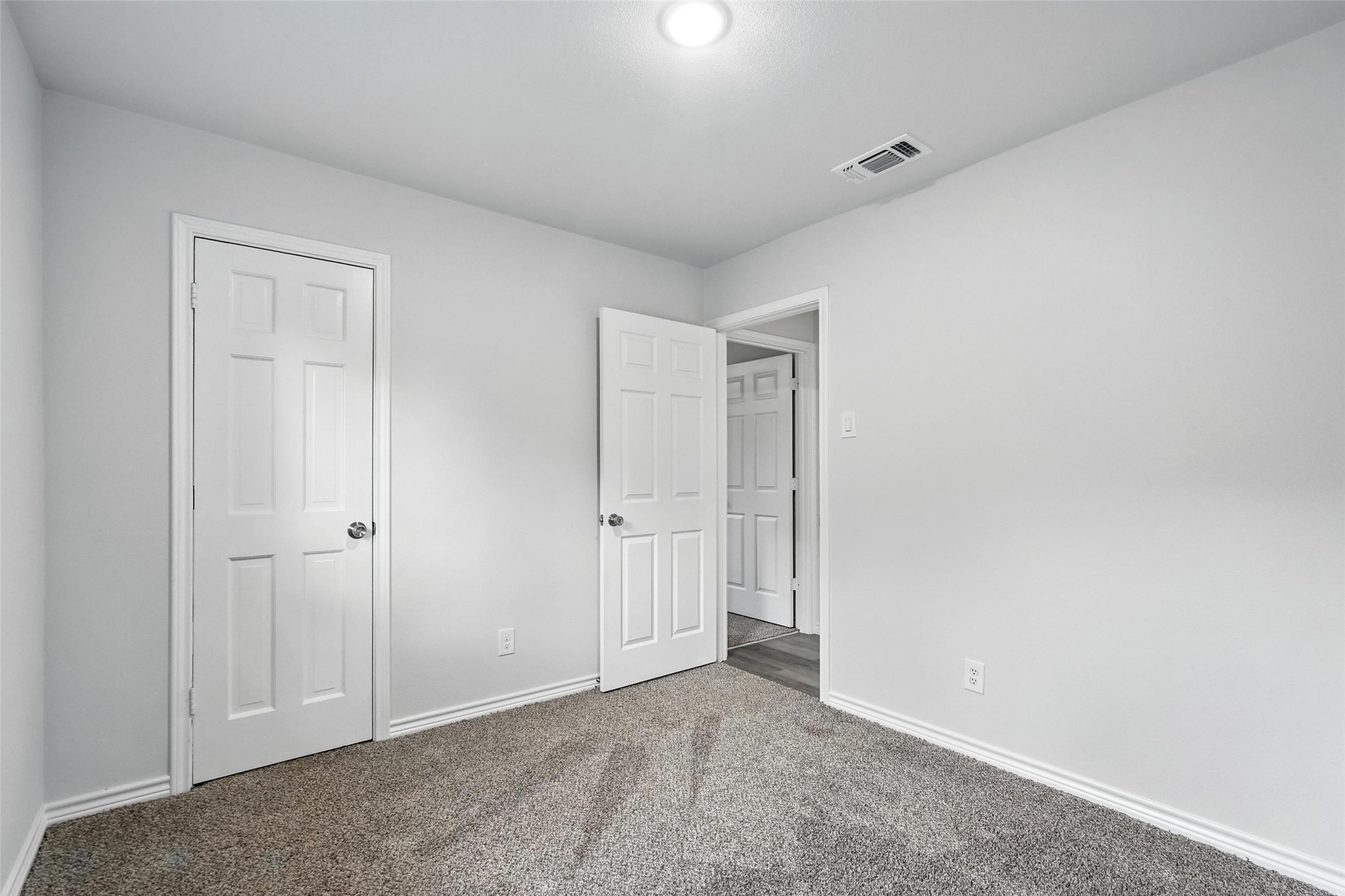 4613 Tarry Drive Garland TX 75043