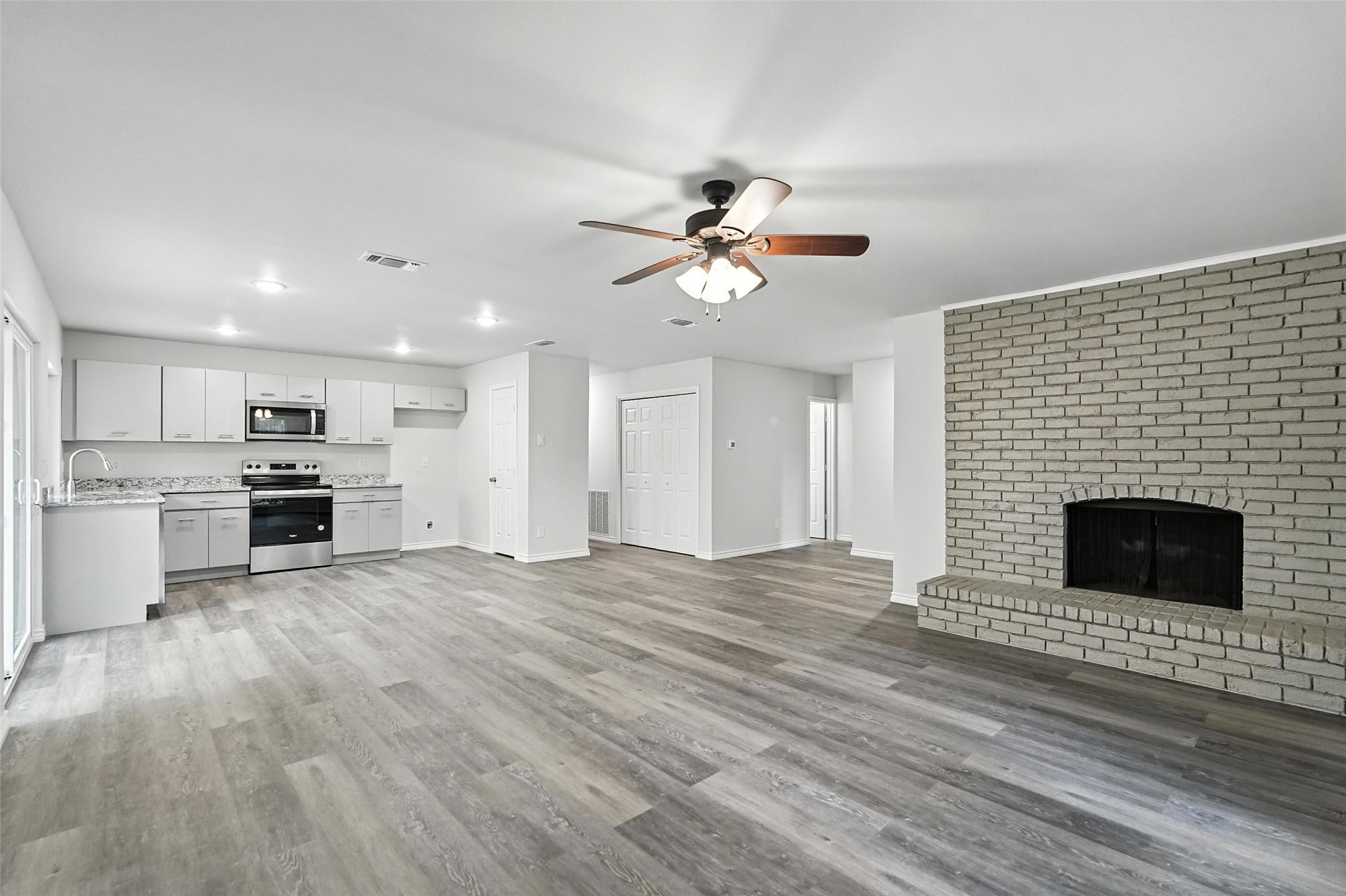 4613 Tarry Drive Garland TX 75043