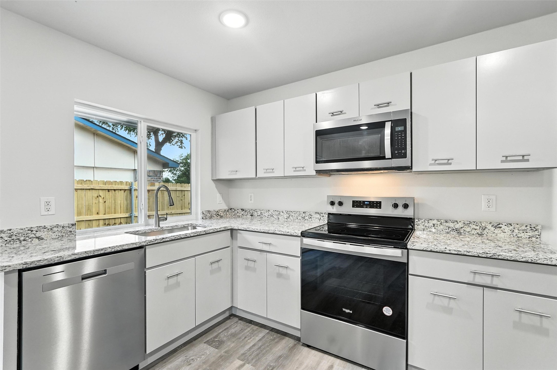 4613 Tarry Drive Garland TX 75043