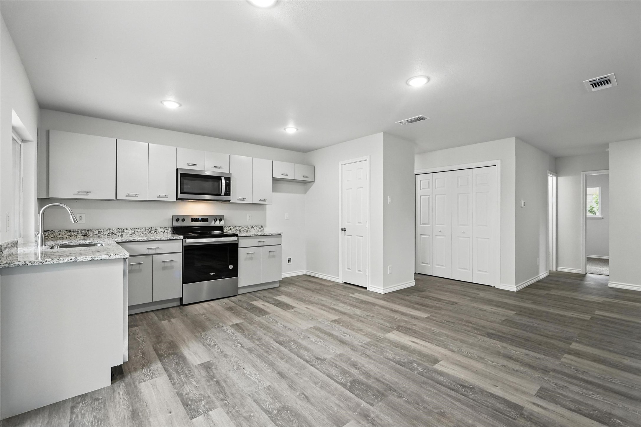 4613 Tarry Drive Garland TX 75043
