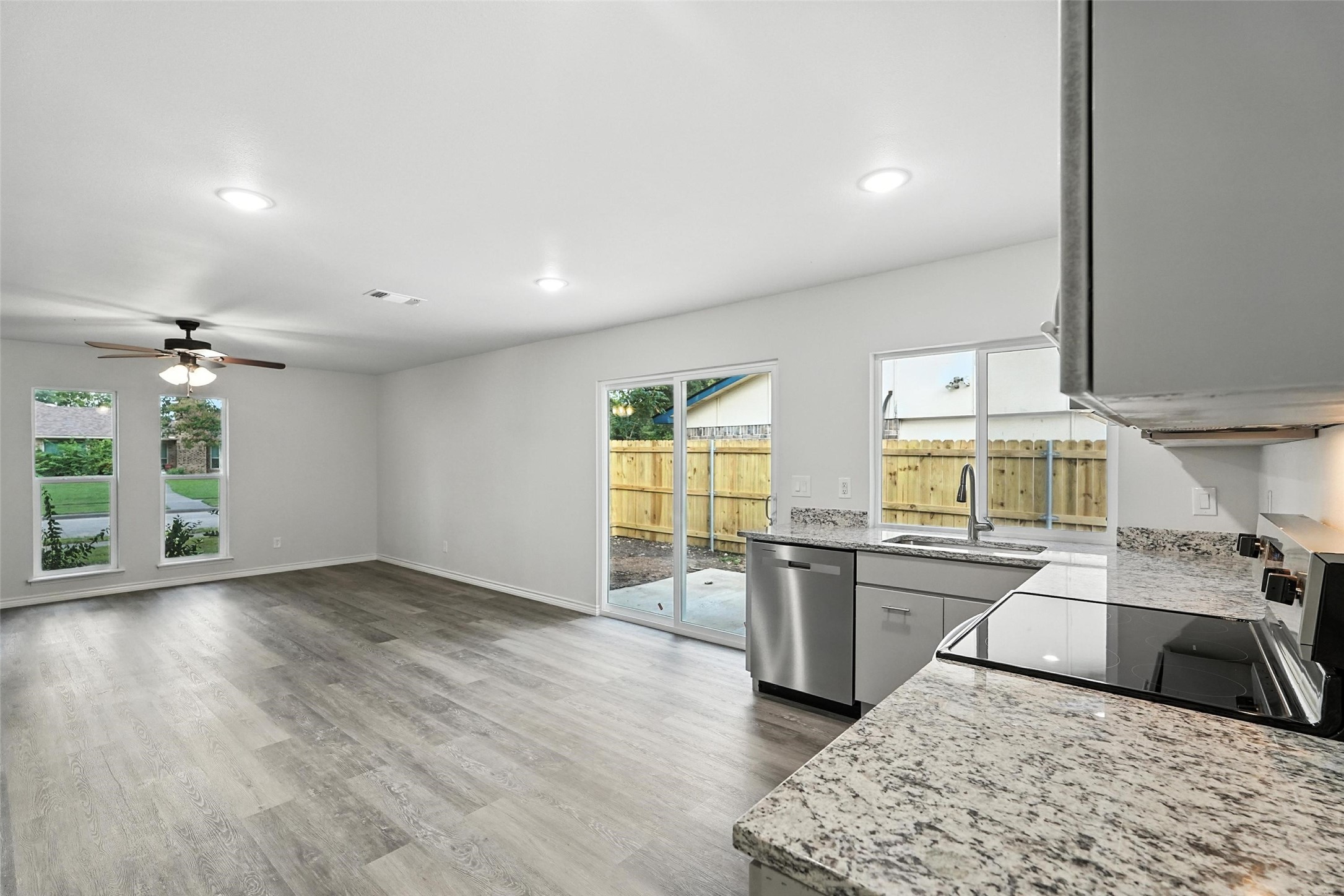 4613 Tarry Drive Garland TX 75043