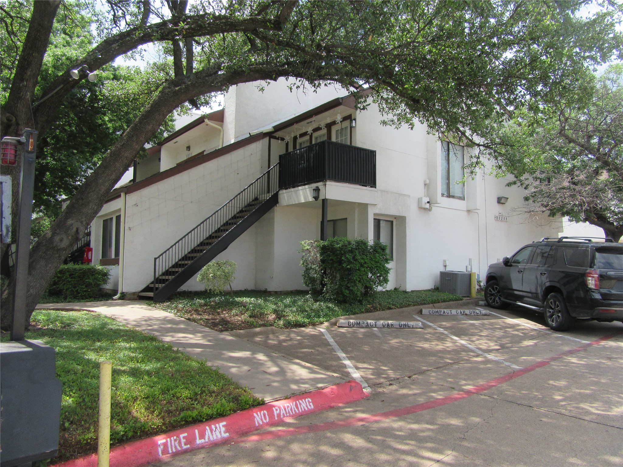 13211 Emily Road Dallas TX 75240