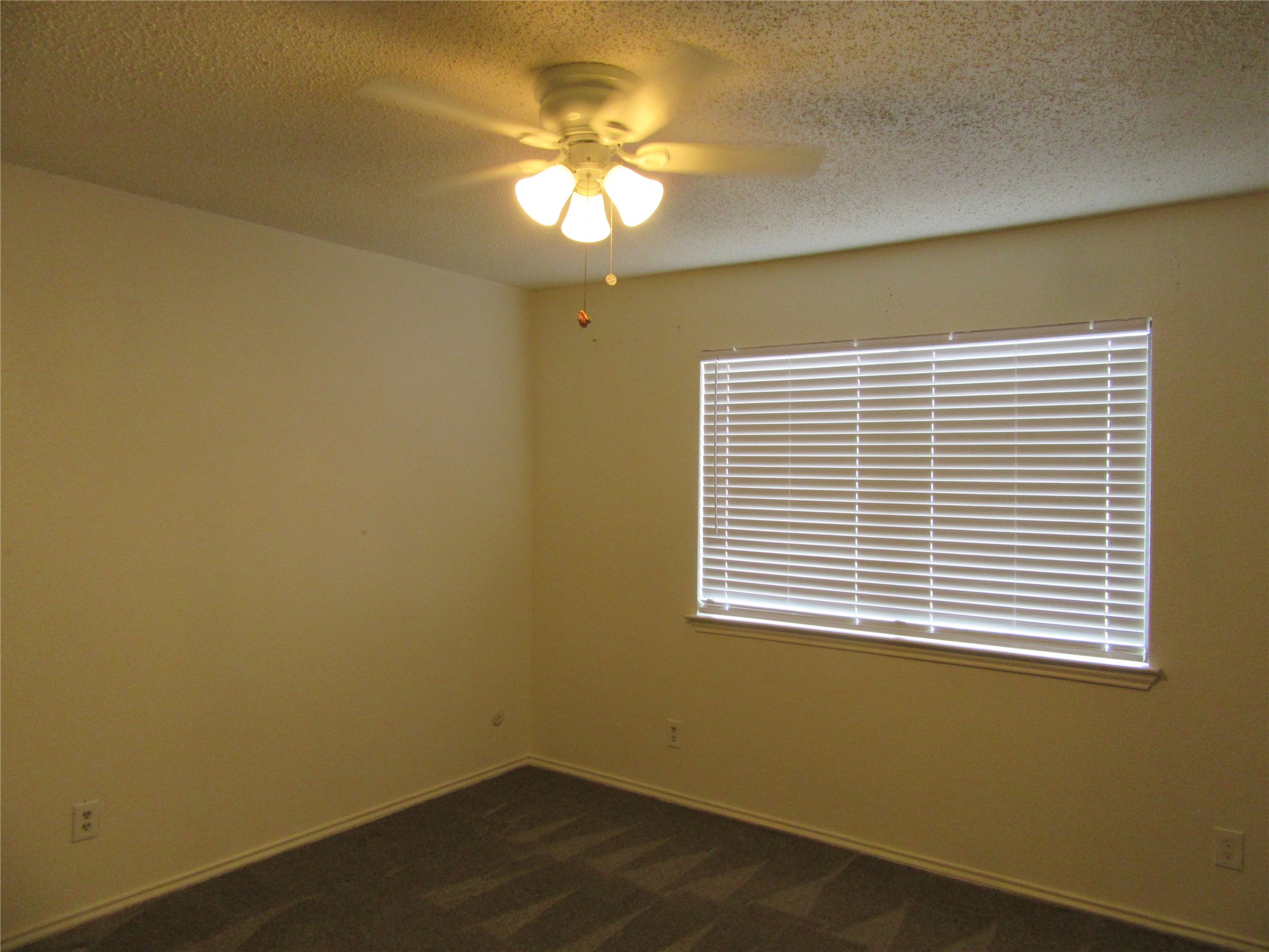 13211 Emily Road Dallas TX 75240