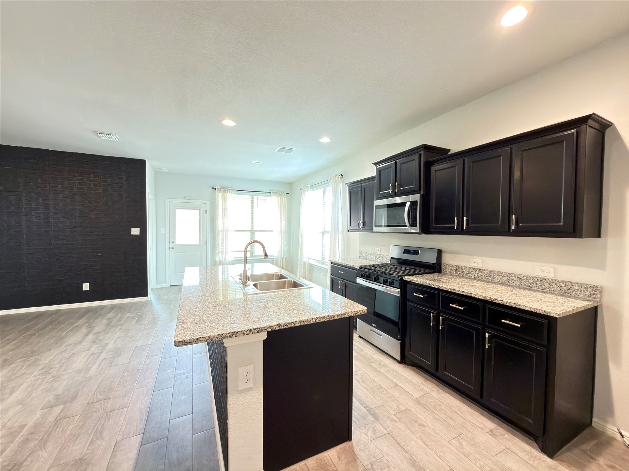 8916 Old Rawhide Lane Fort Worth TX 76179