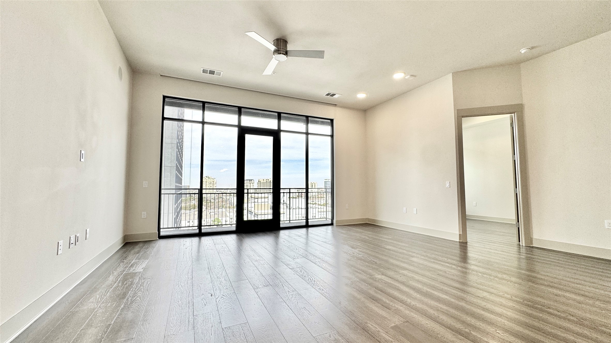 3330 Oak Grove Avenue Dallas TX 75204