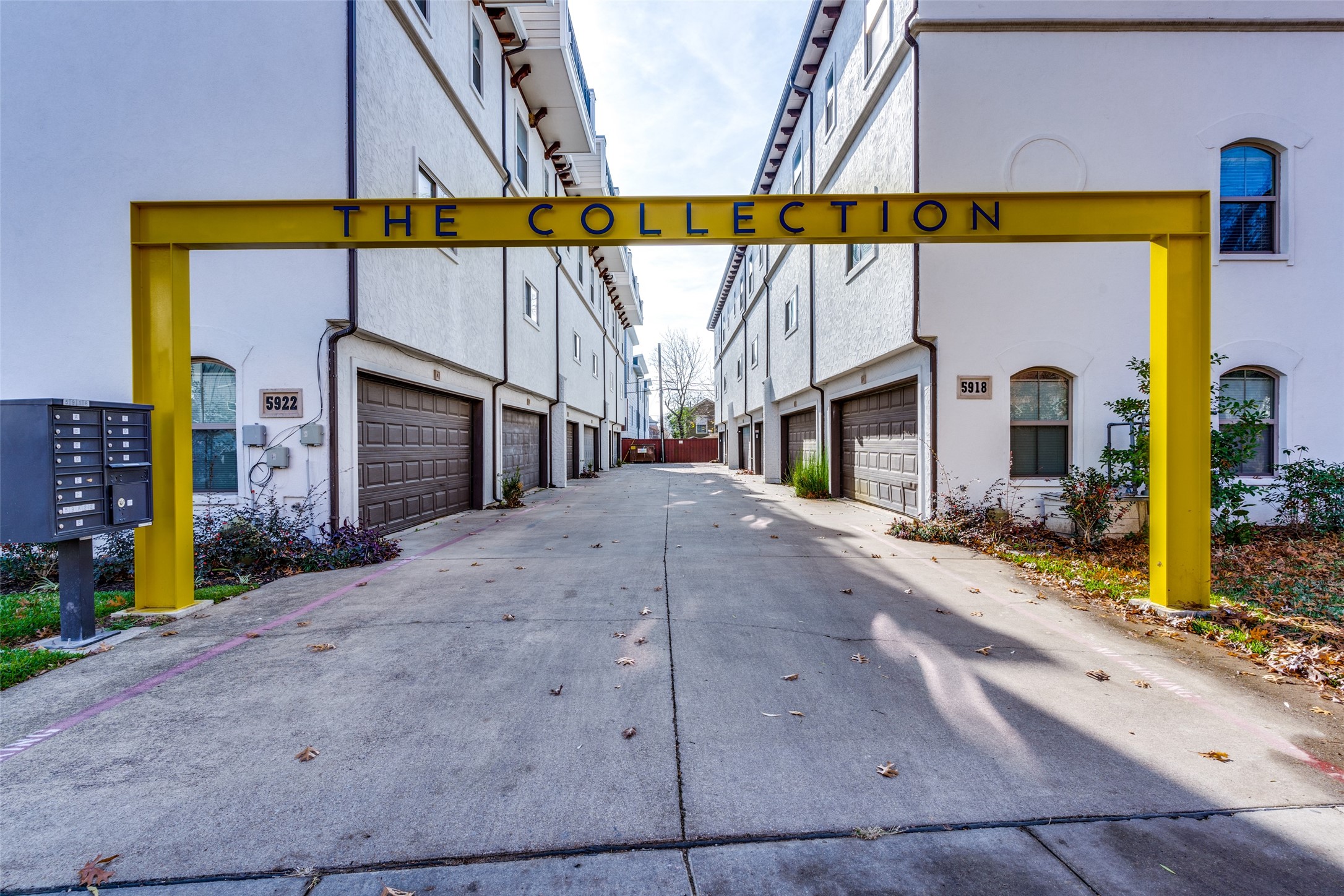 5922 Ross Avenue Dallas TX 75206