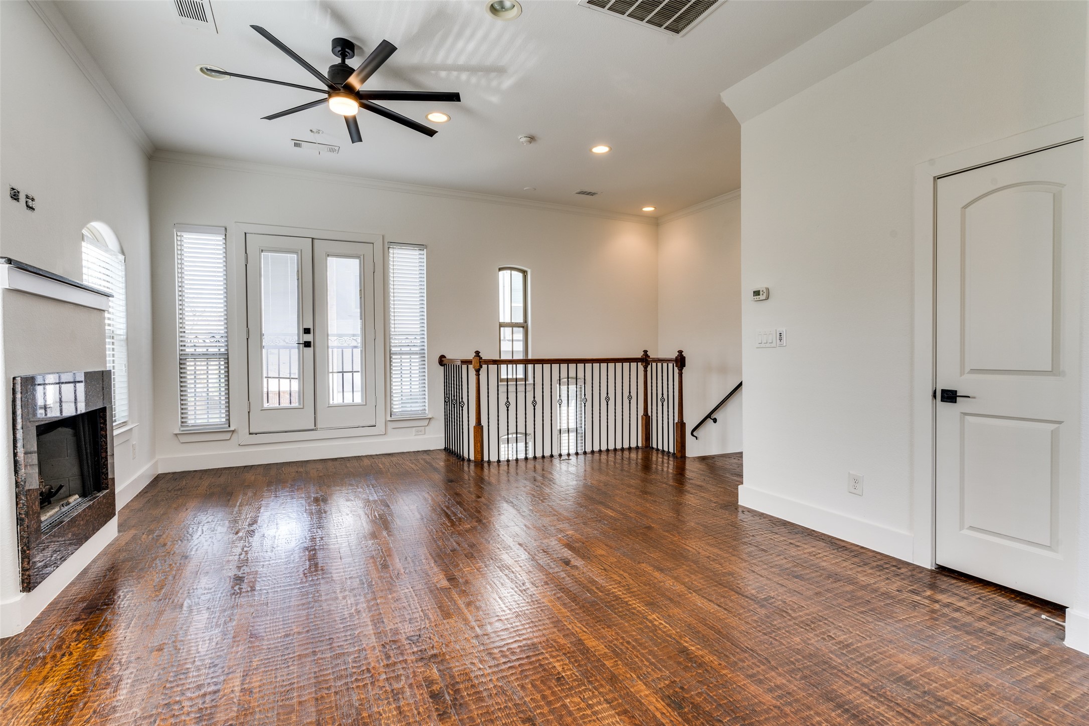 5922 Ross Avenue Dallas TX 75206