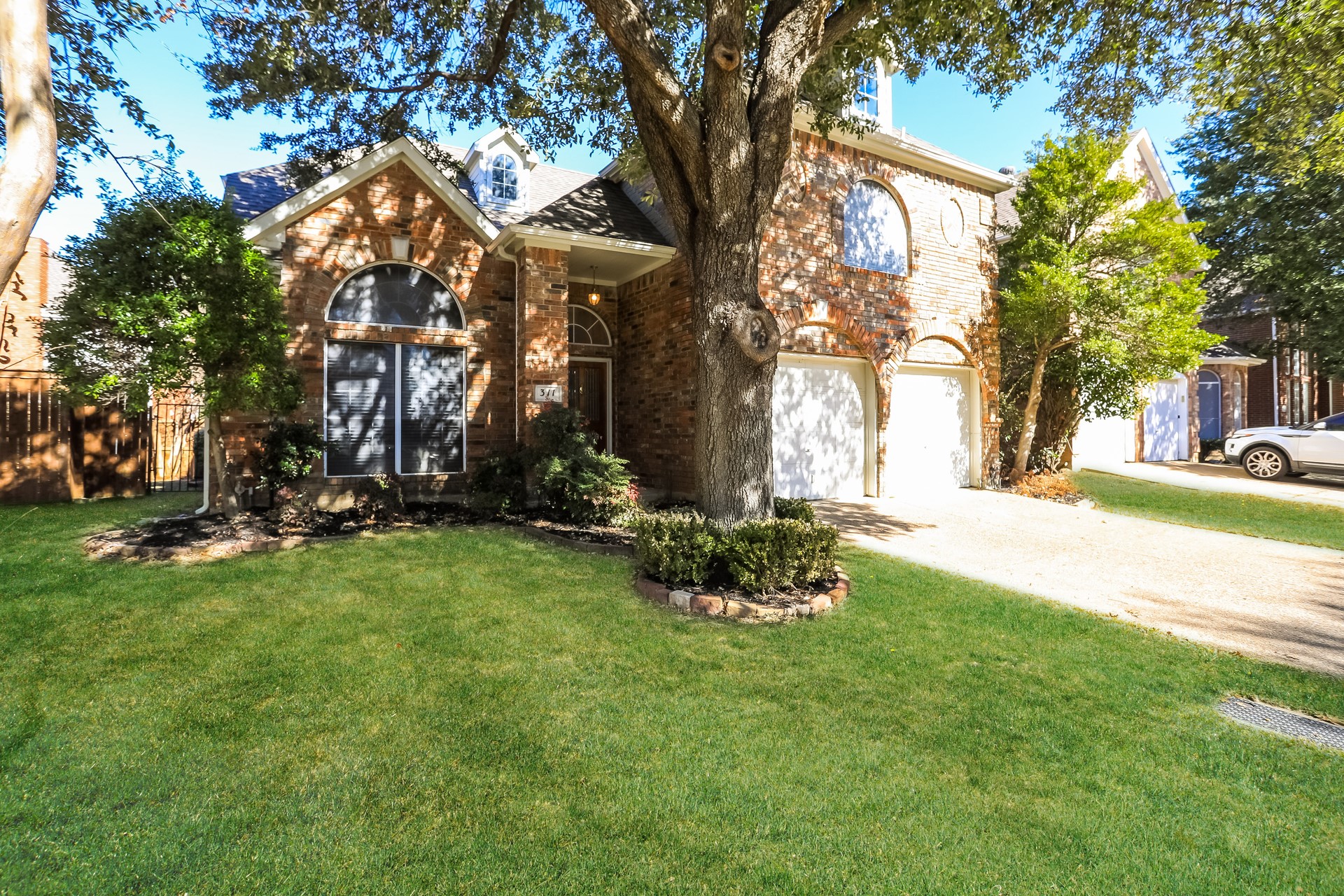 311 Riverwalk Lane Irving TX 75063