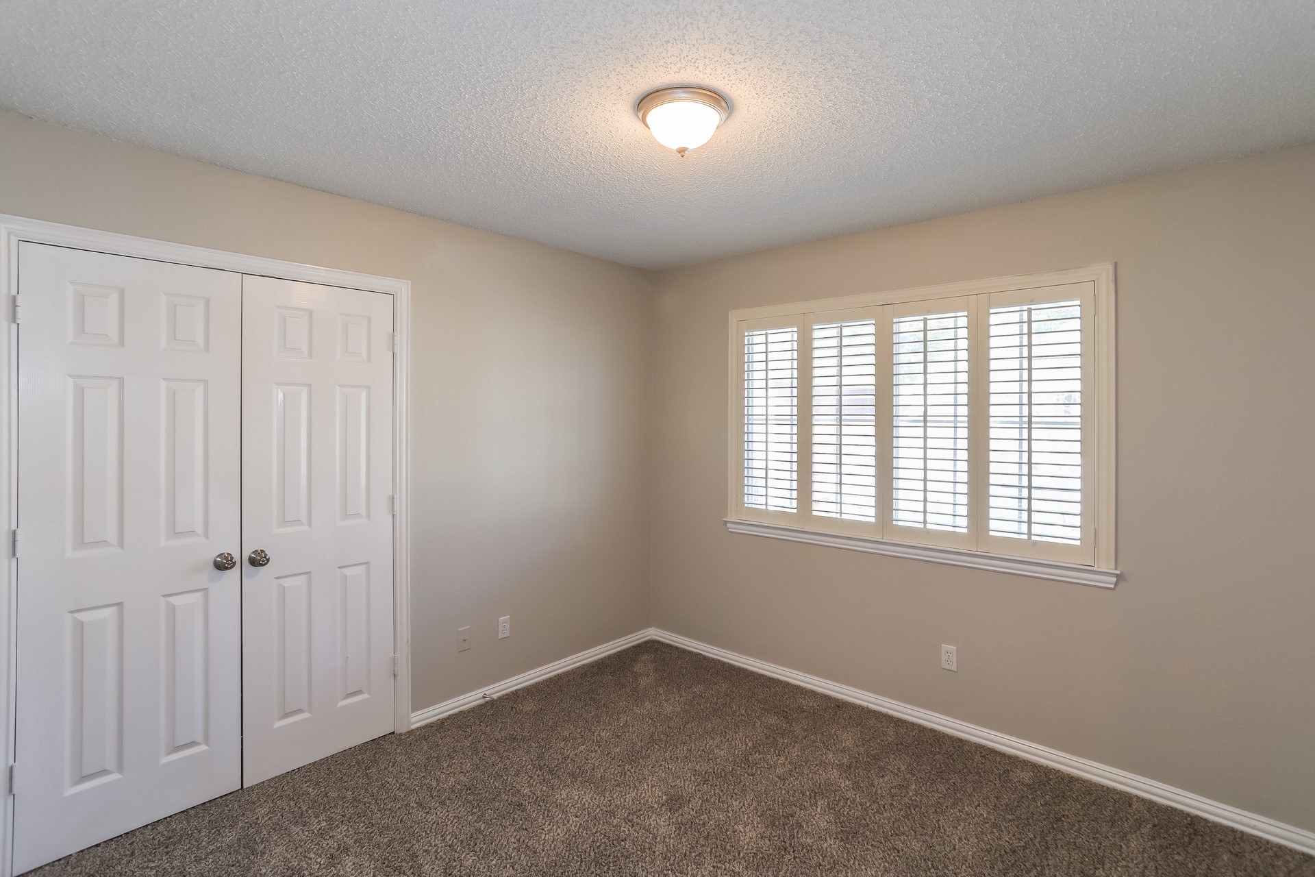 311 Riverwalk Lane Irving TX 75063