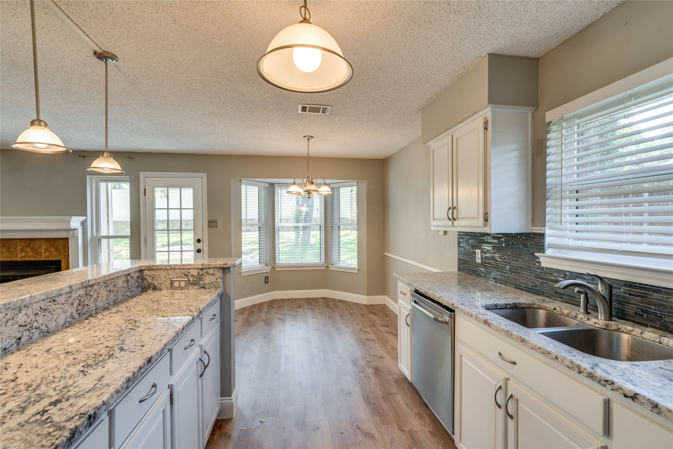 3104 Steve Drive Hurst TX 76054
