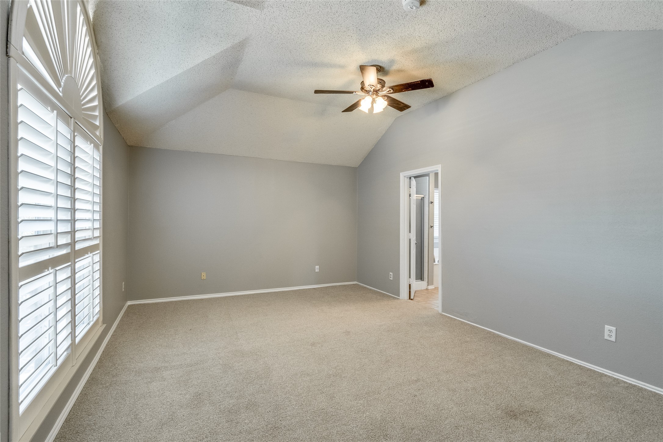 3104 Steve Drive Hurst TX 76054
