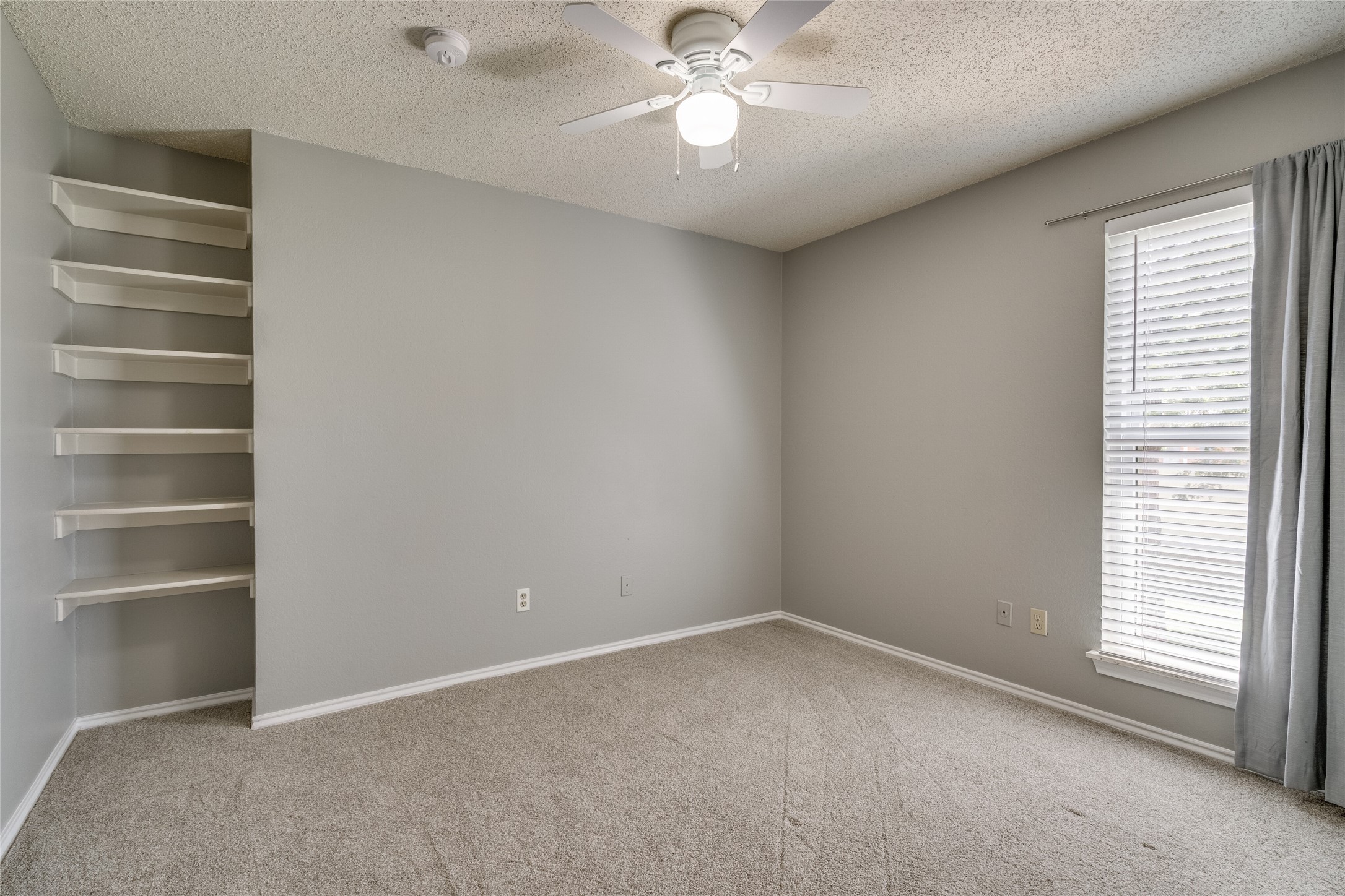 3104 Steve Drive Hurst TX 76054