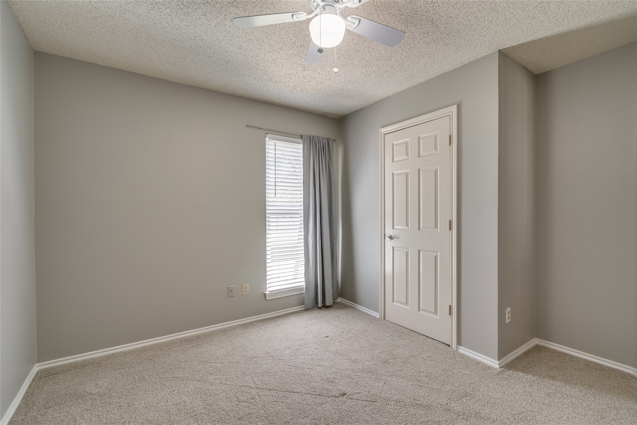 3104 Steve Drive Hurst TX 76054