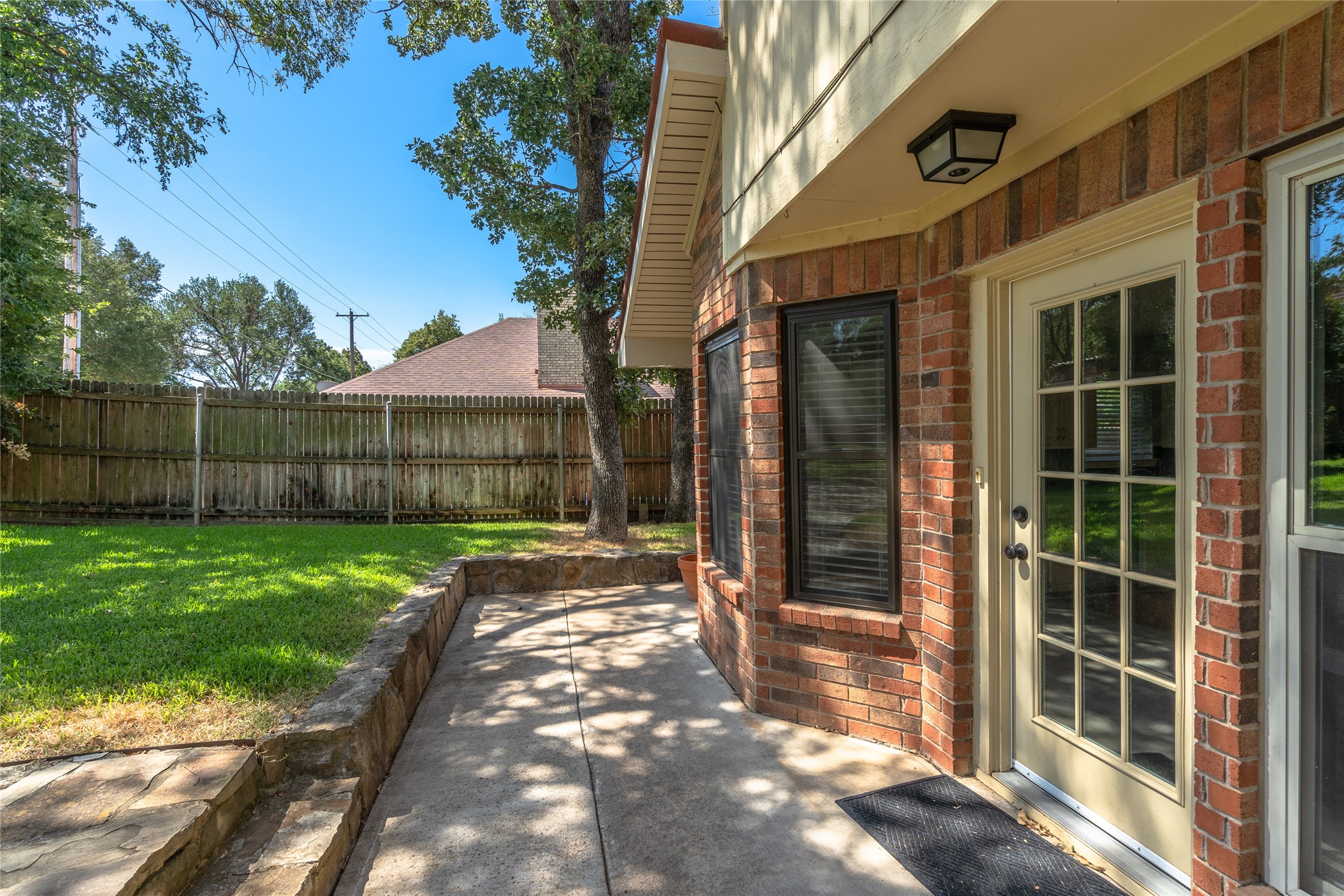 3104 Steve Drive Hurst TX 76054