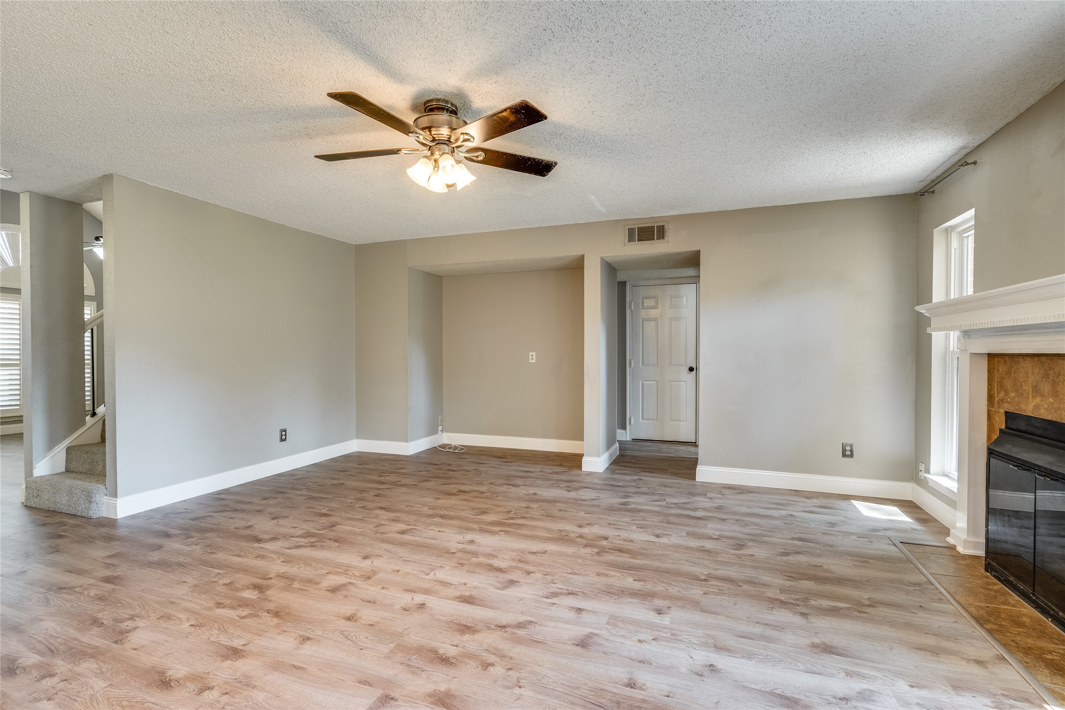 3104 Steve Drive Hurst TX 76054
