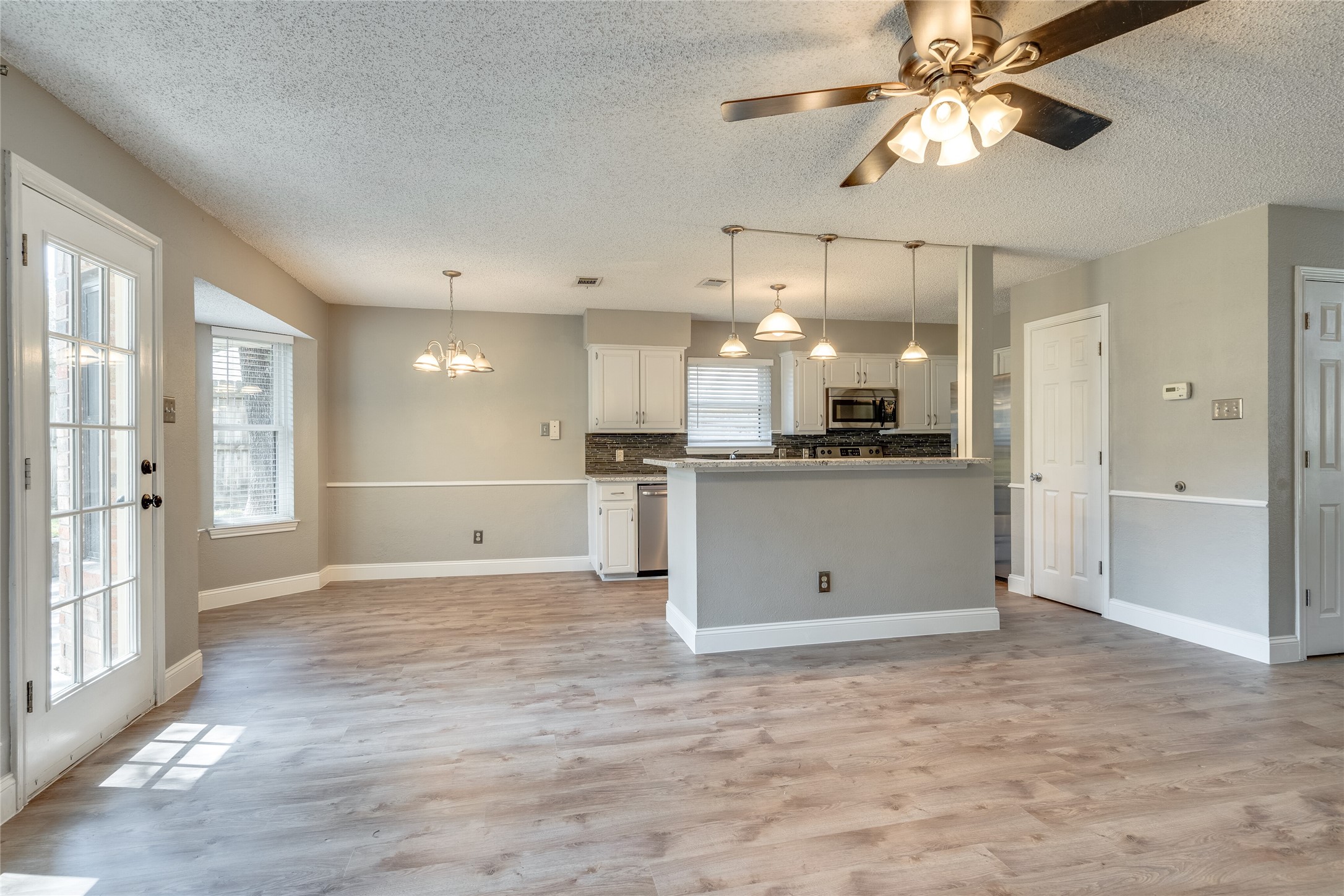 3104 Steve Drive Hurst TX 76054