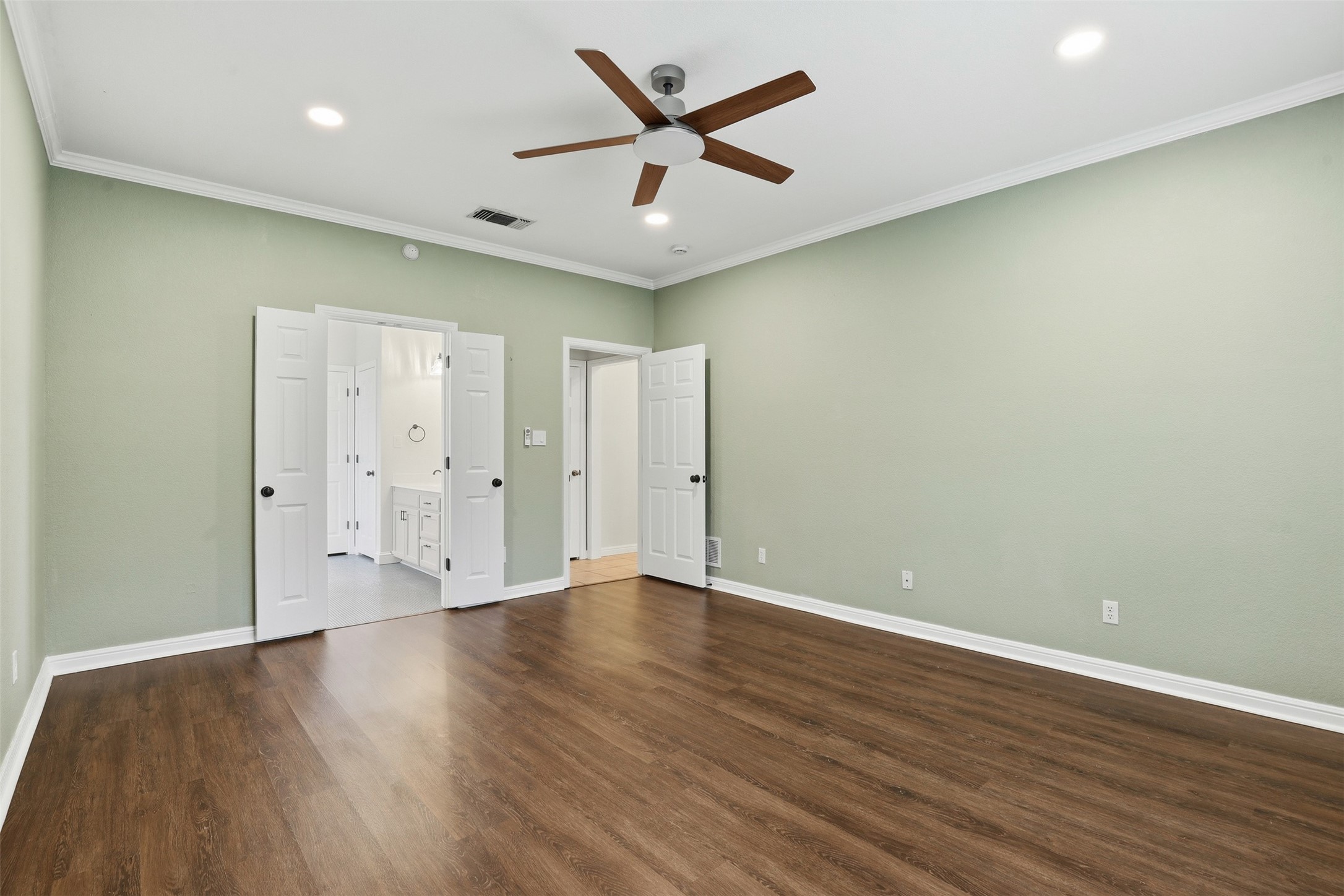 1404 Chaucer Drive Cleburne TX 76033
