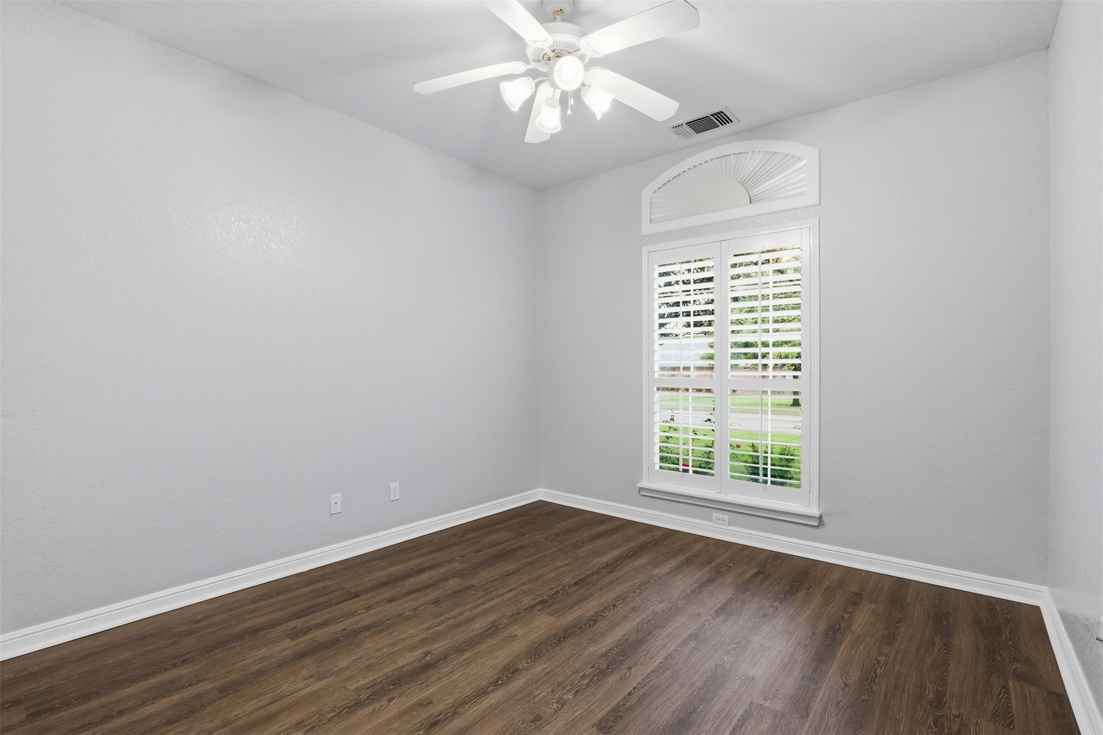 1404 Chaucer Drive Cleburne TX 76033
