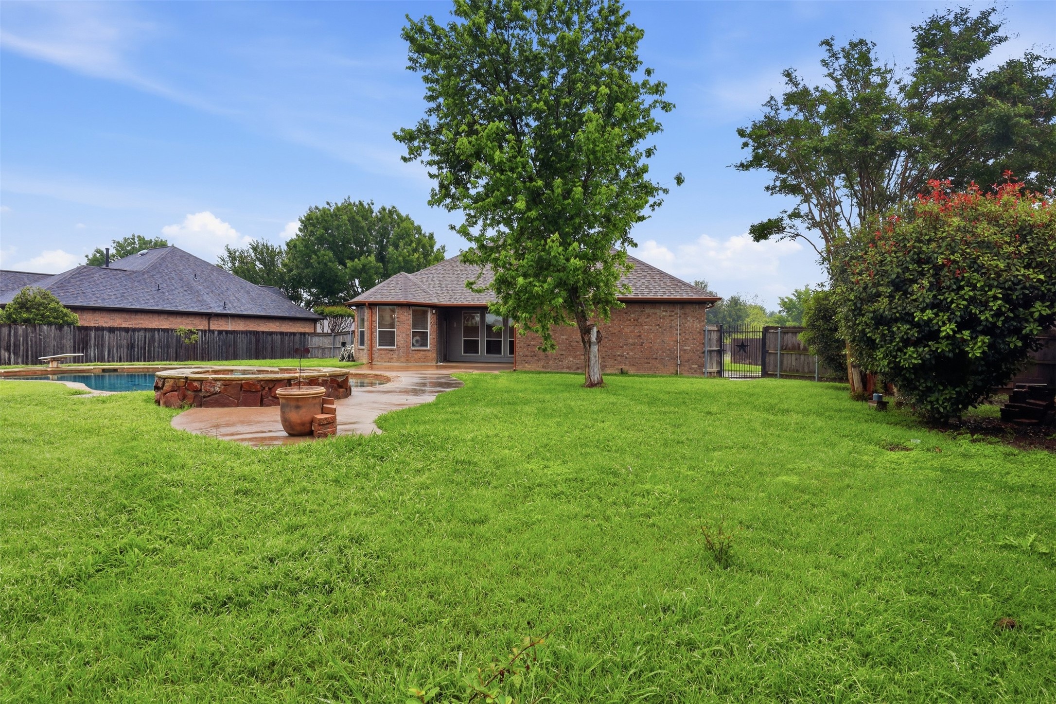 1404 Chaucer Drive Cleburne TX 76033
