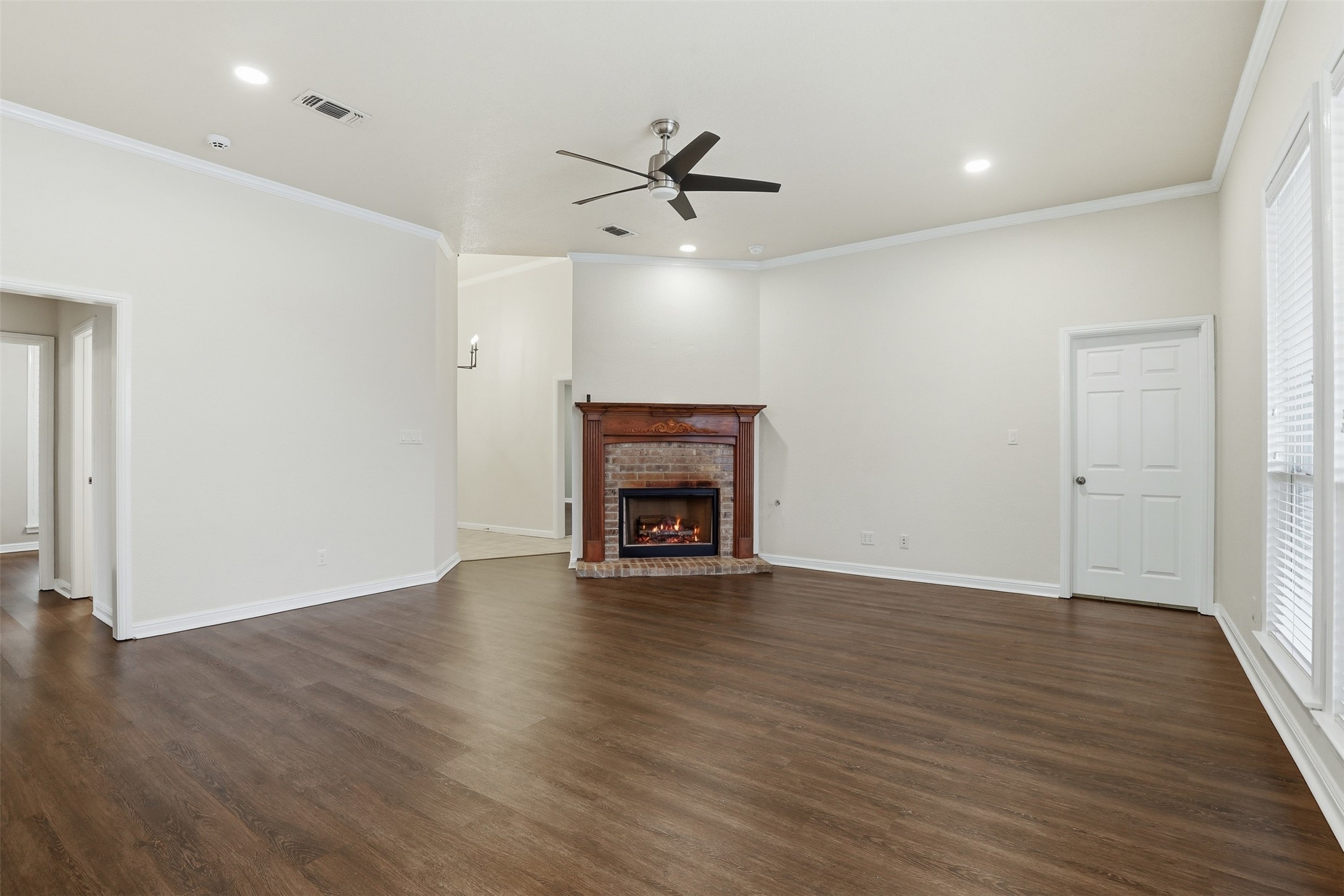 1404 Chaucer Drive Cleburne TX 76033