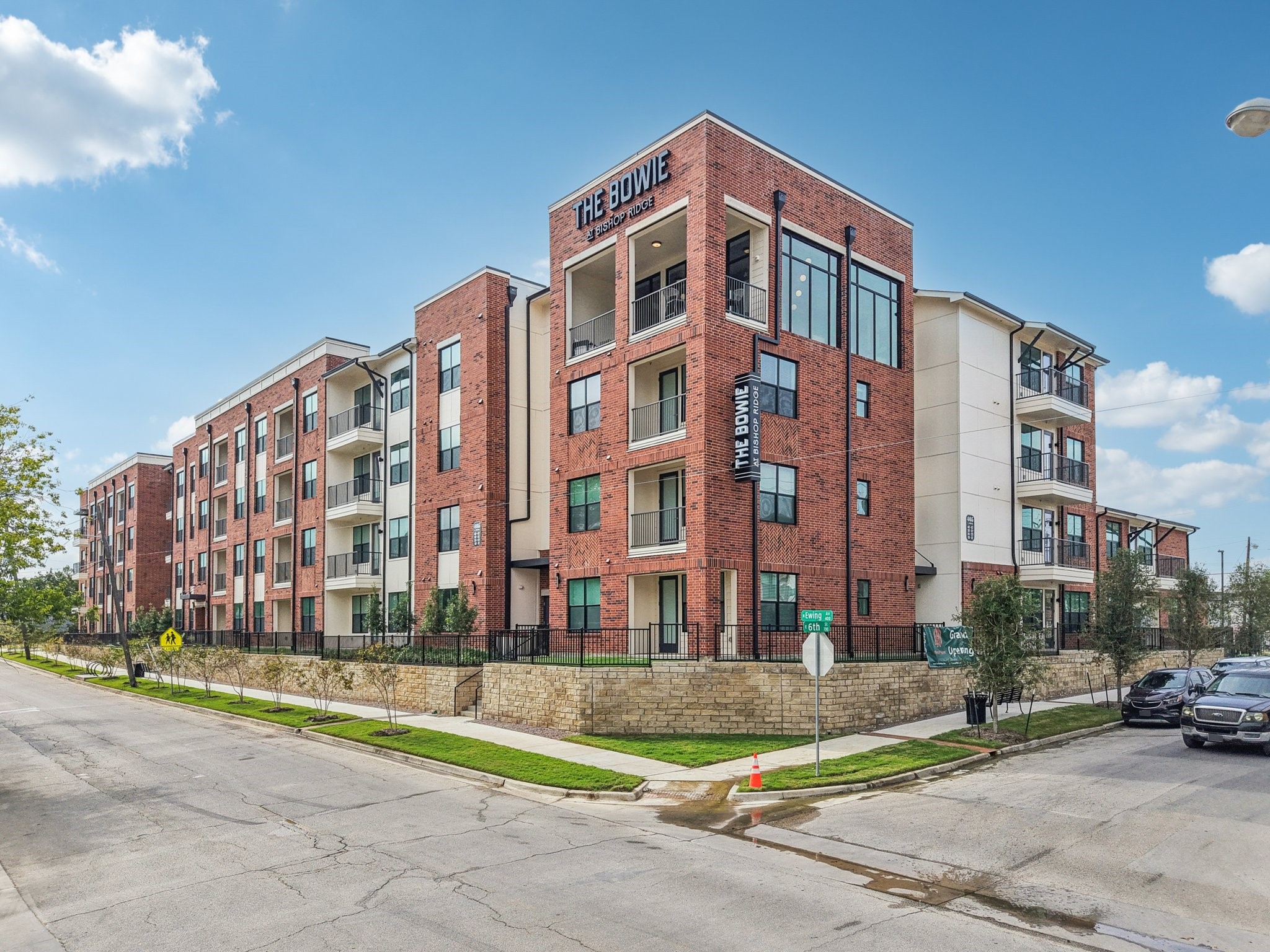 405 N Ewing Avenue Dallas TX 75203