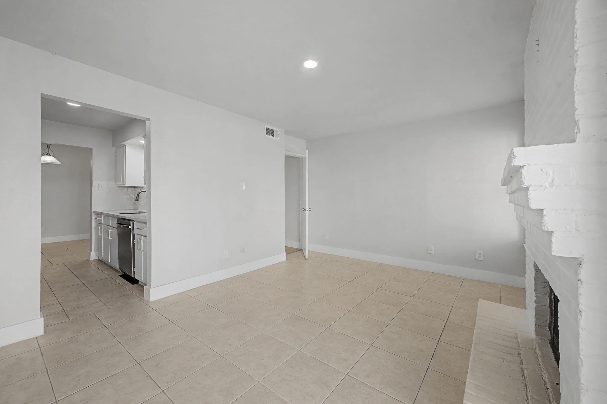 8095 Meadow Road Dallas TX 75231