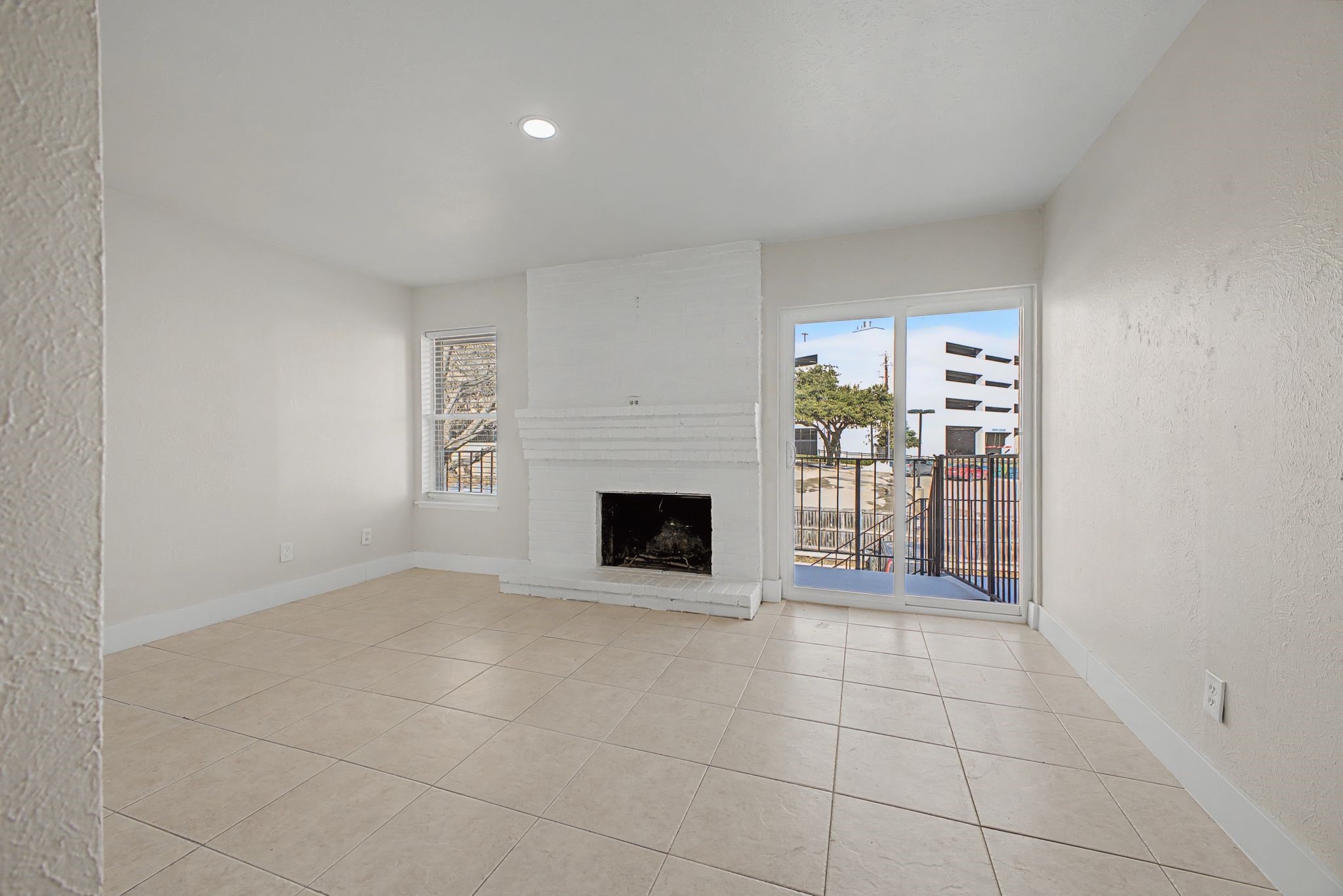 8095 Meadow Road Dallas TX 75231