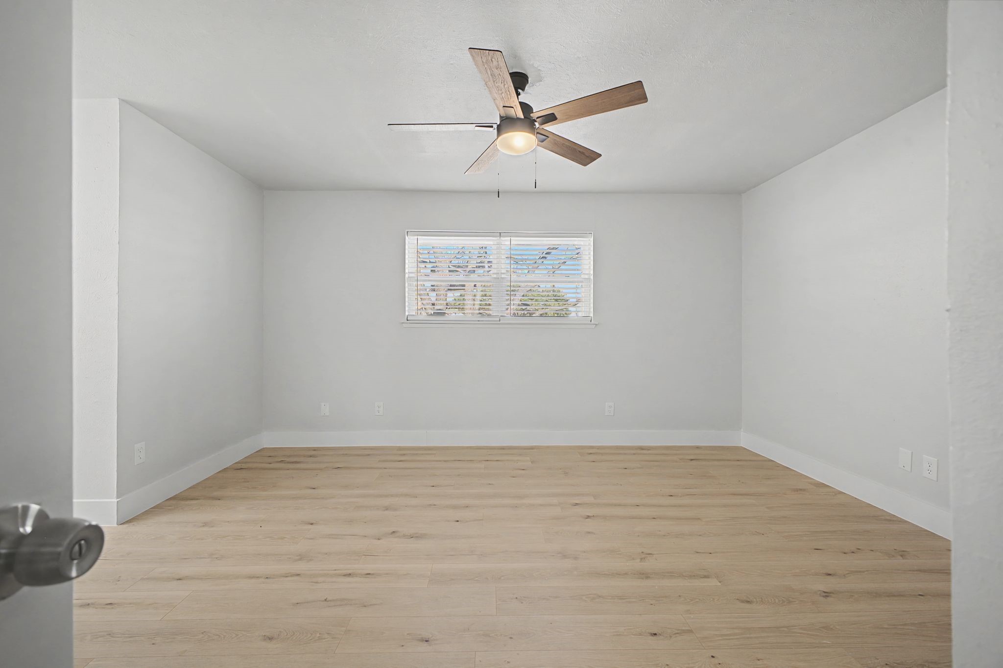 8095 Meadow Road Dallas TX 75231