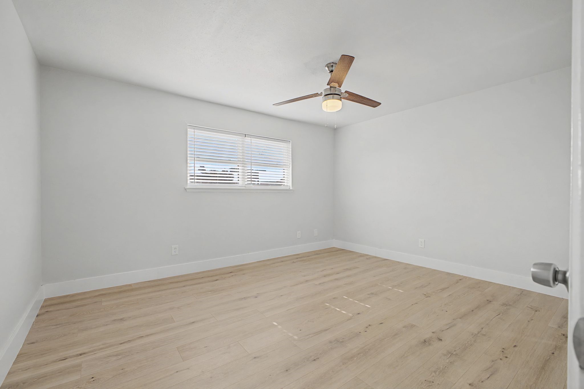 8095 Meadow Road Dallas TX 75231
