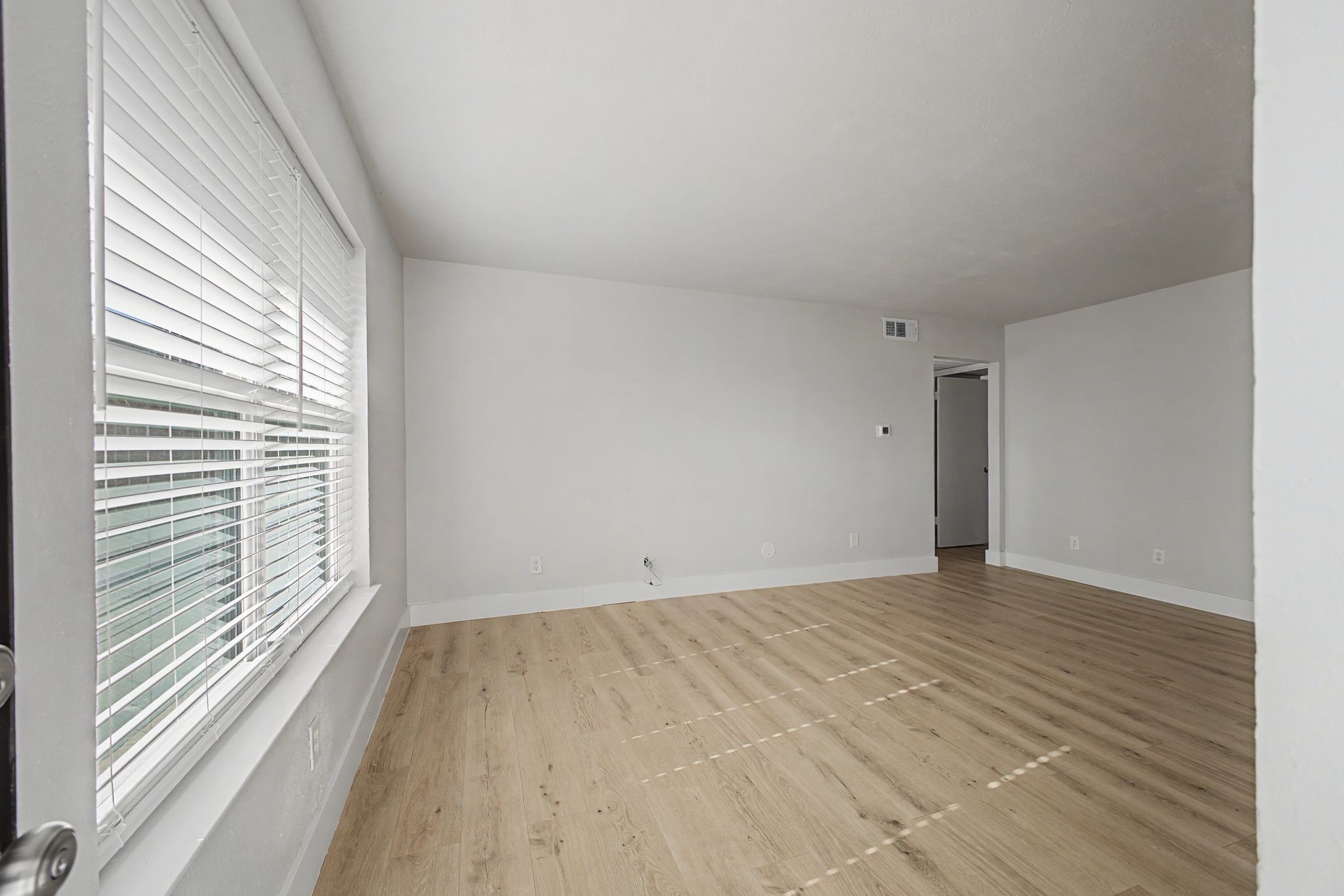 8095 Meadow Road Dallas TX 75231