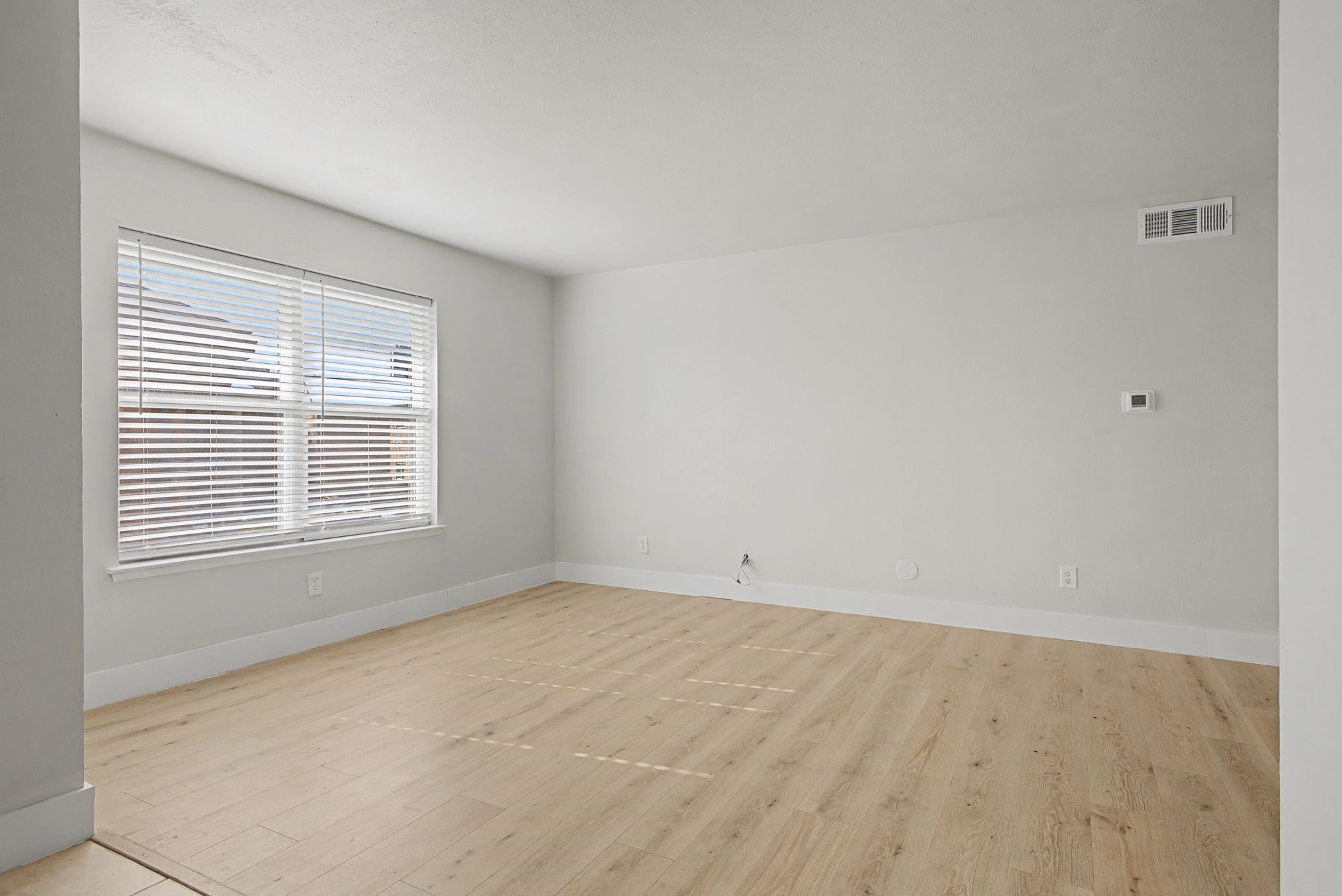 8095 Meadow Road Dallas TX 75231