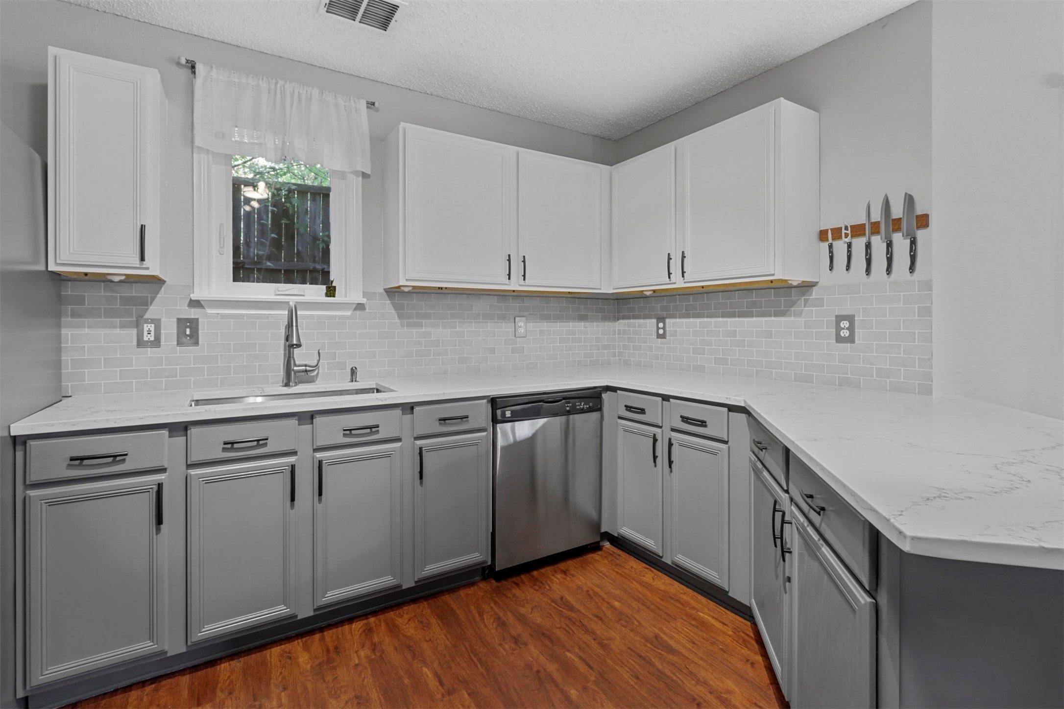 2202 Barton Springs Drive Corinth TX 76210
