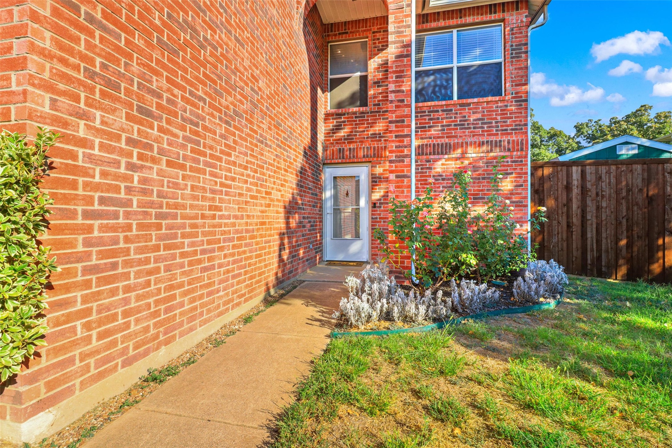 2202 Barton Springs Drive Corinth TX 76210