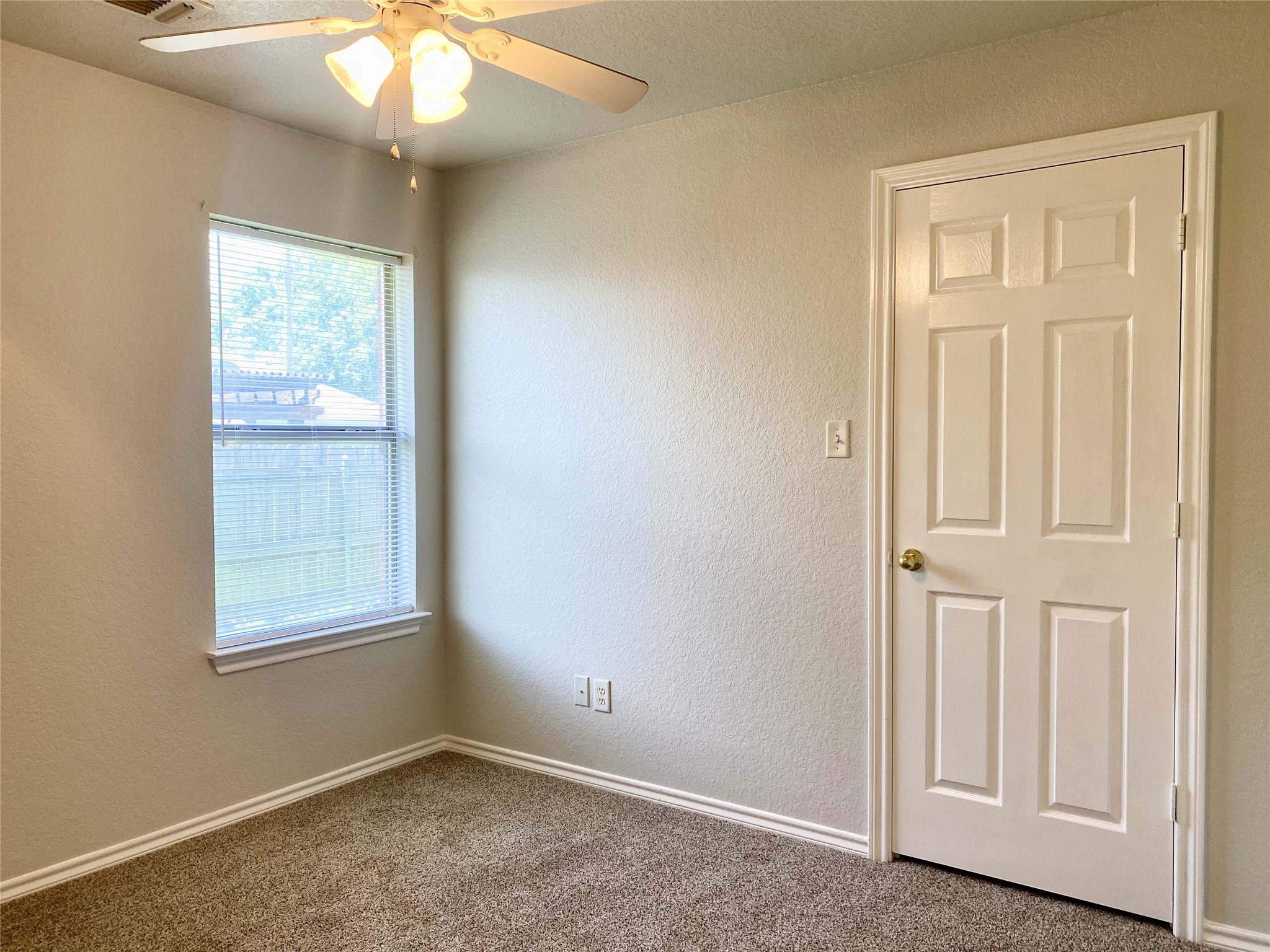 104 N Workman Road Decatur TX 76234