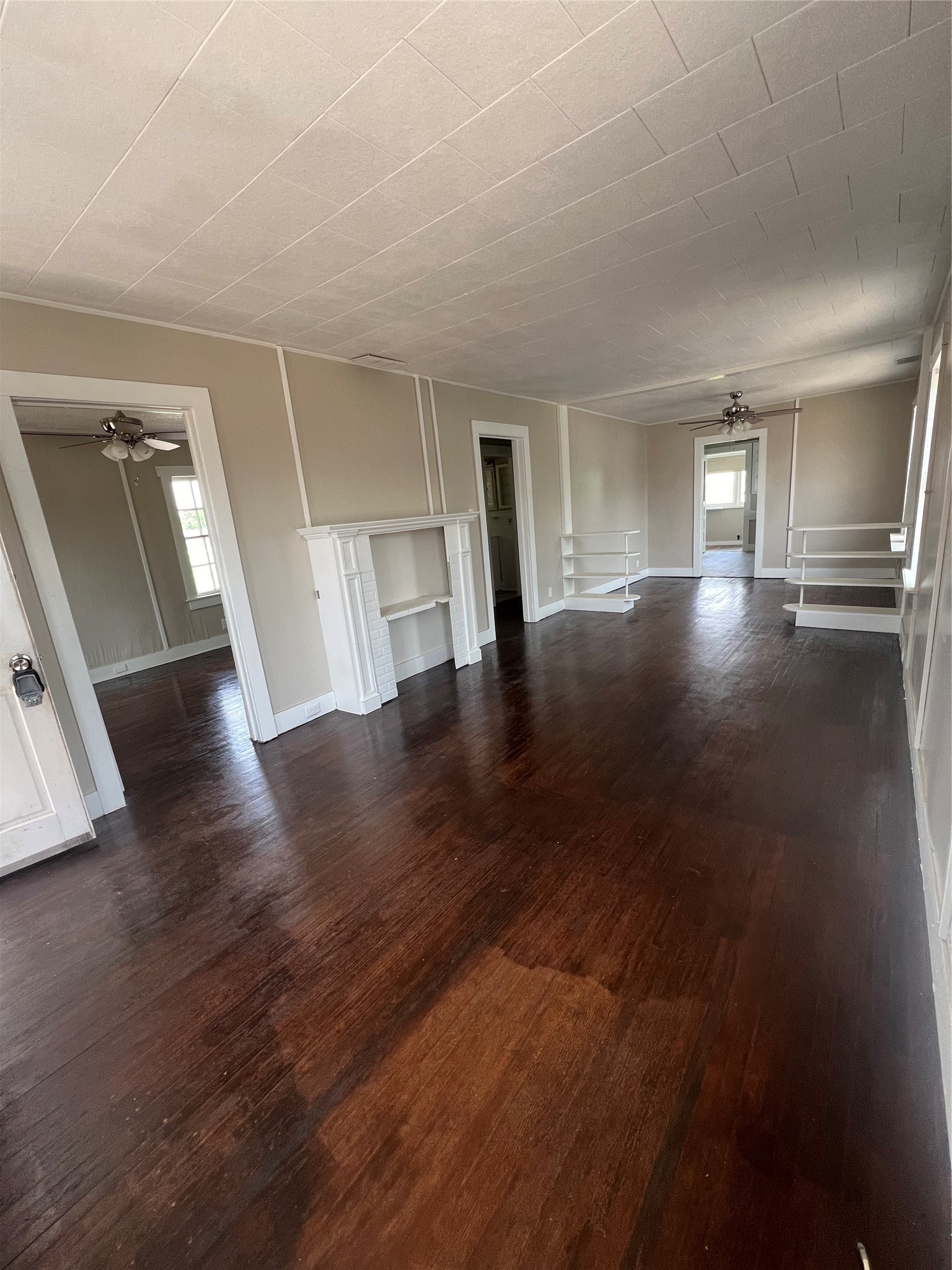 107 N Miller Street Breckenridge TX 76424