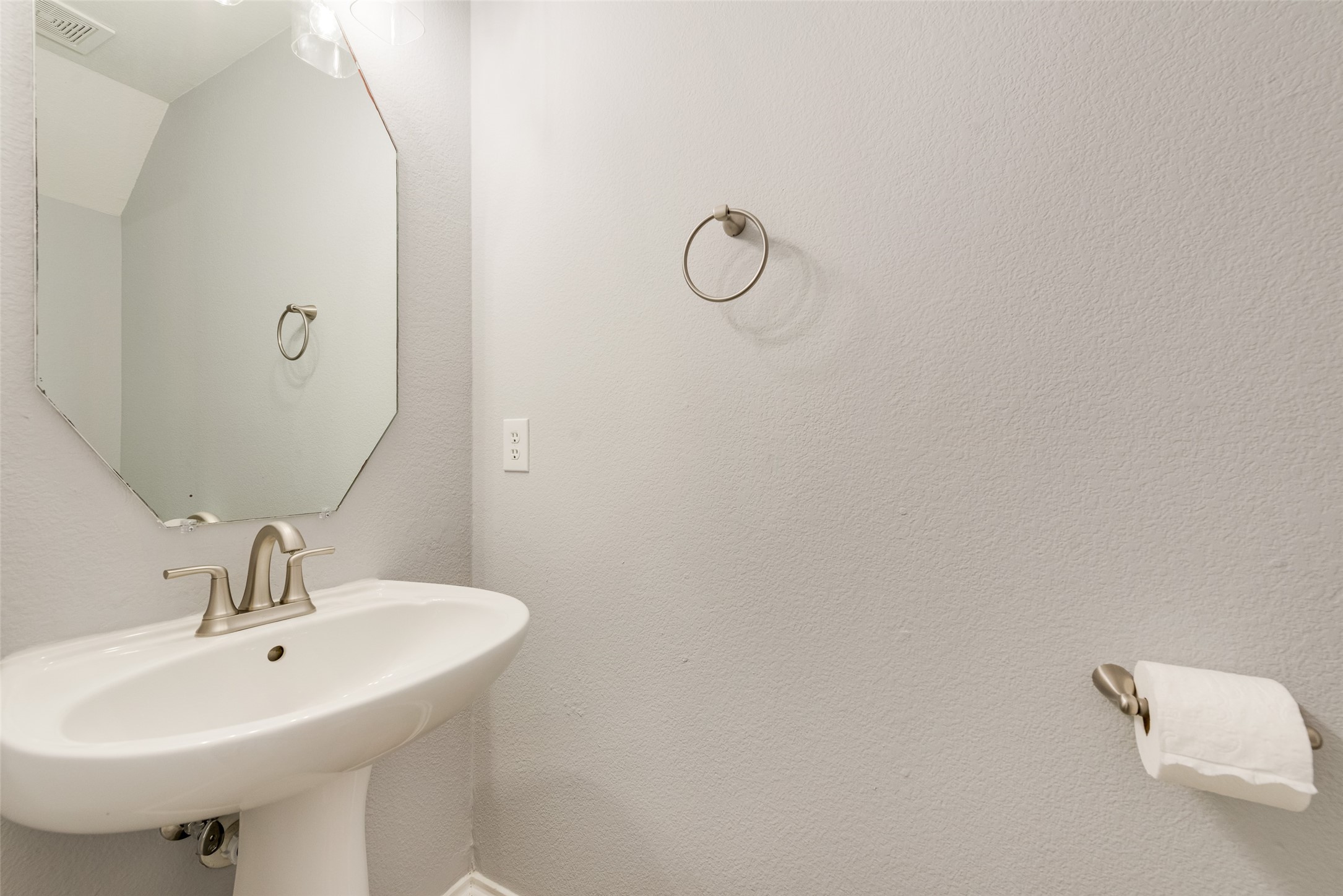 5538 Marina Drive Garland TX 75043
