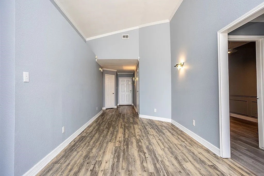 9000 Elbe Trail Fort Worth TX 76118