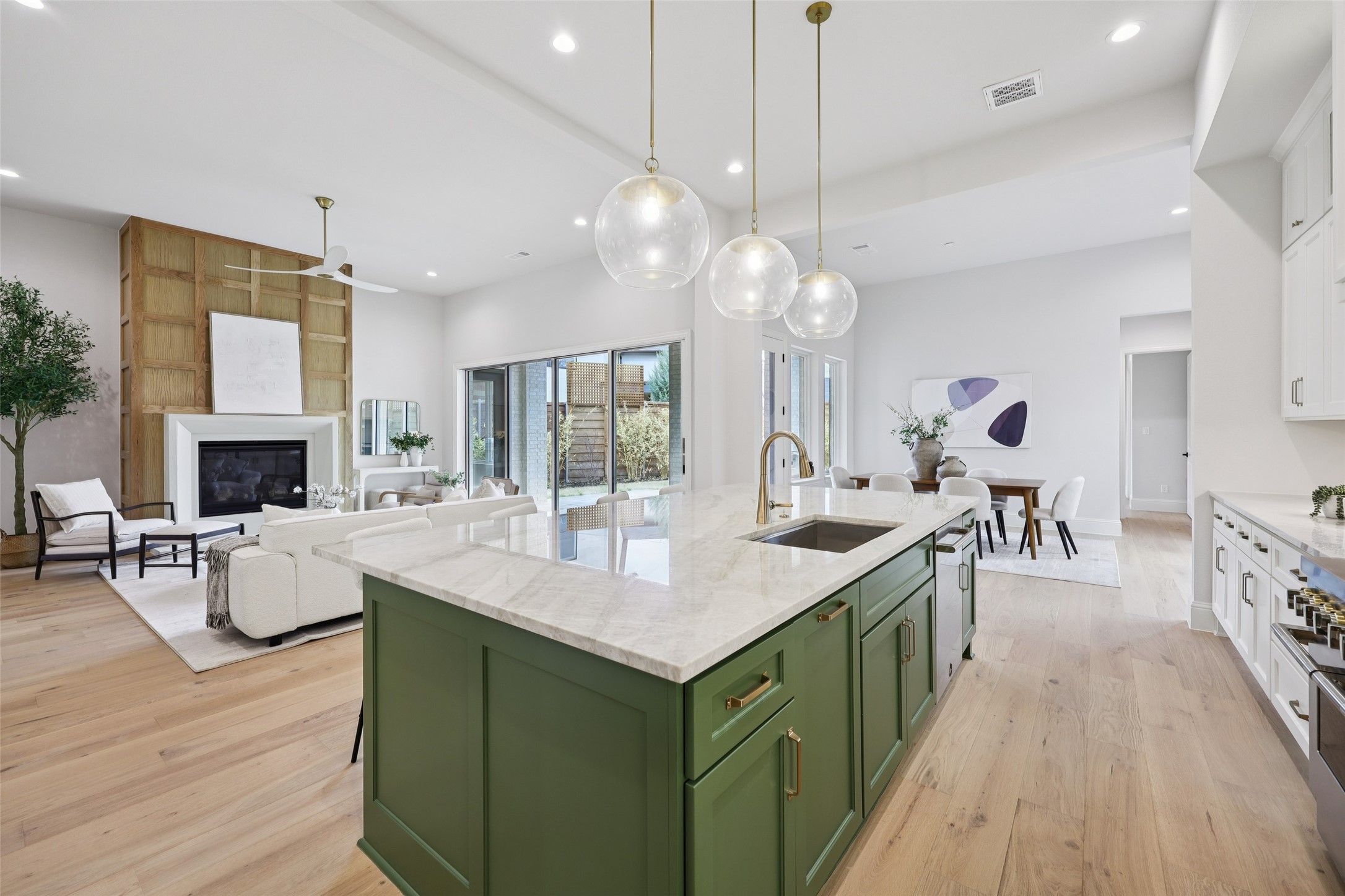 3845 Van Ness Lane Dallas TX 75220