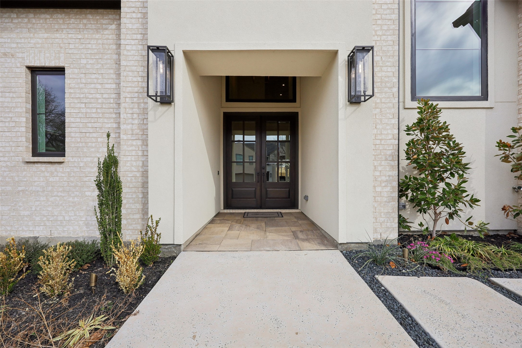 3845 Van Ness Lane Dallas TX 75220