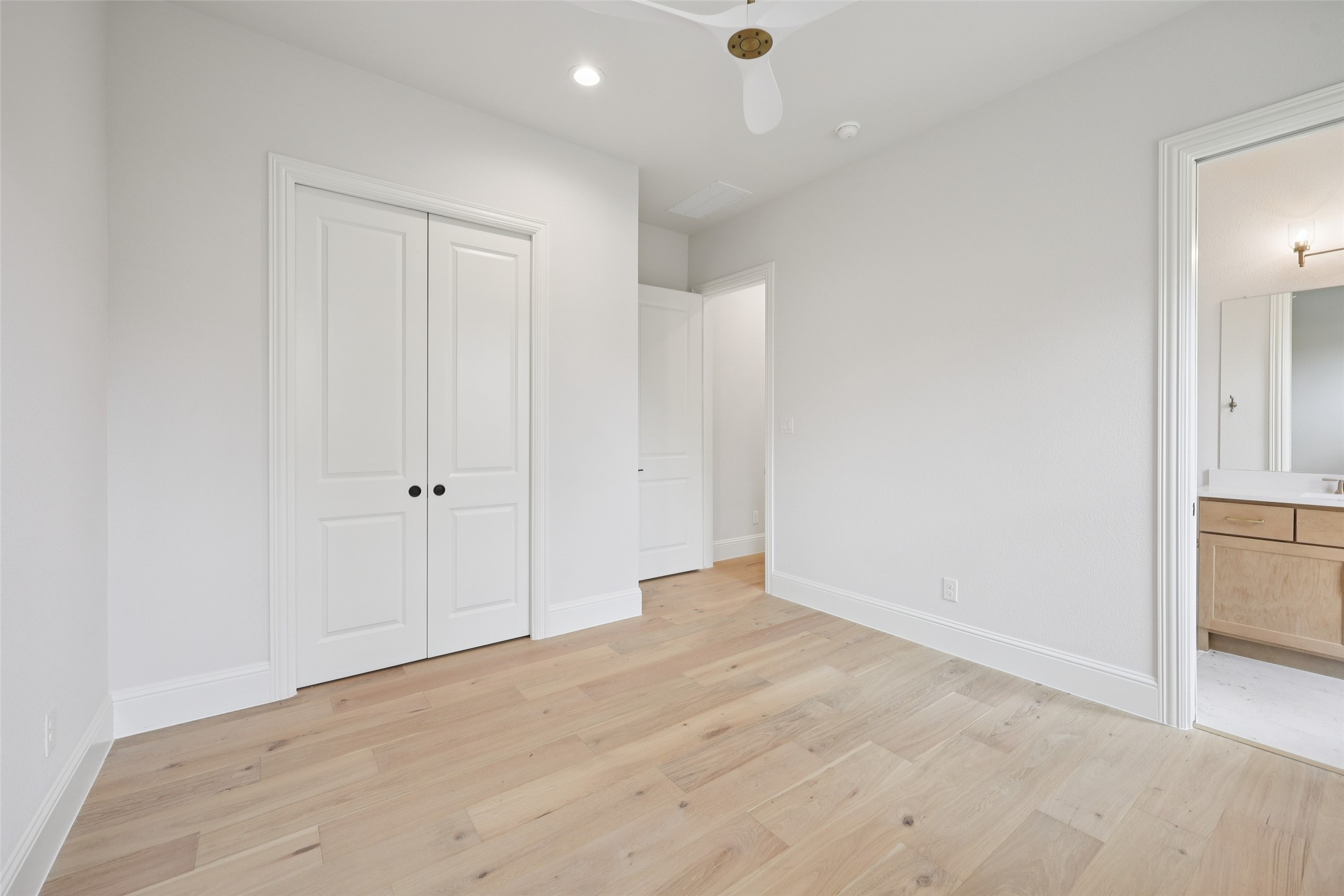 3845 Van Ness Lane Dallas TX 75220
