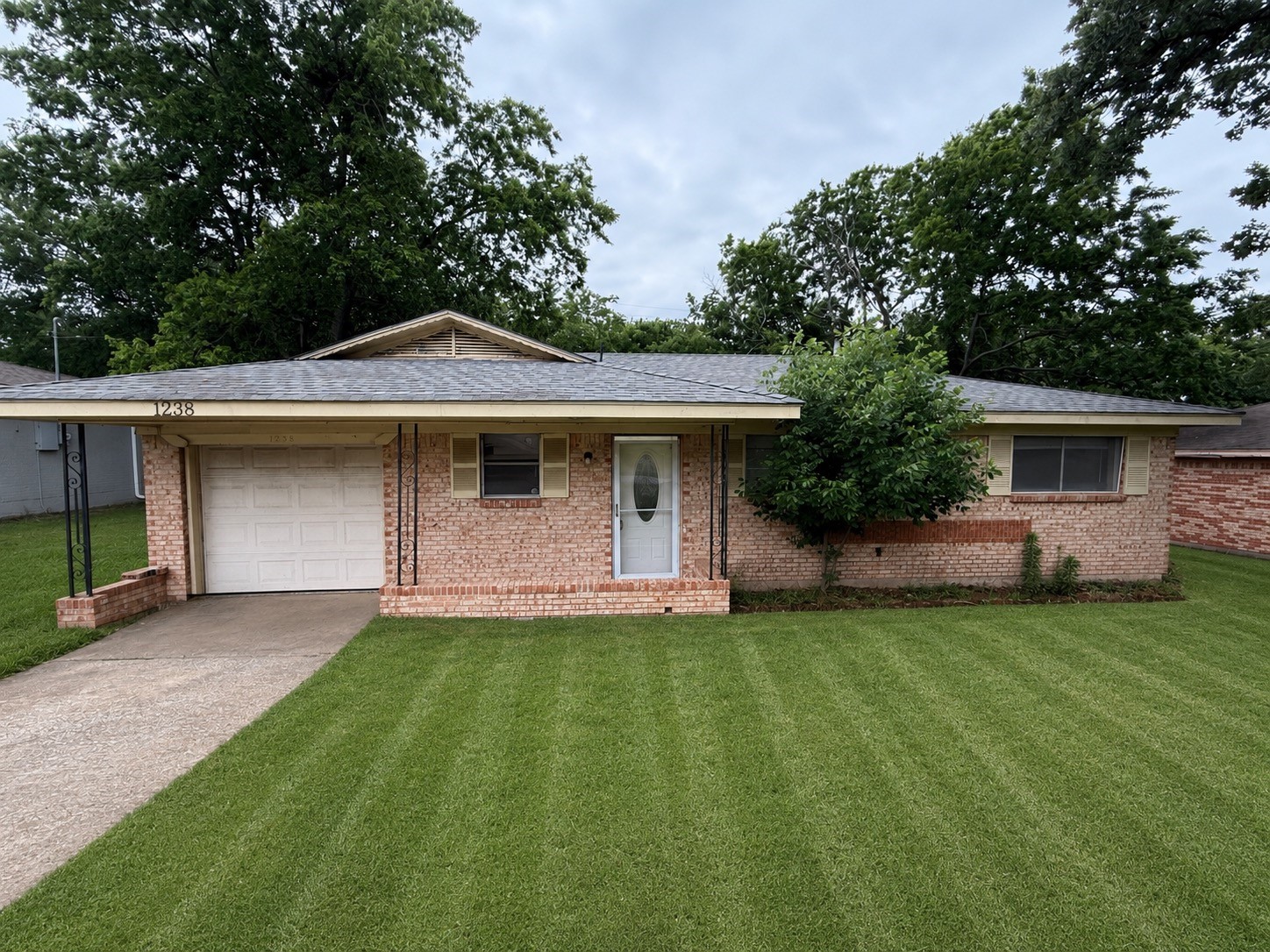 1238 Carla Street Denison TX 75020