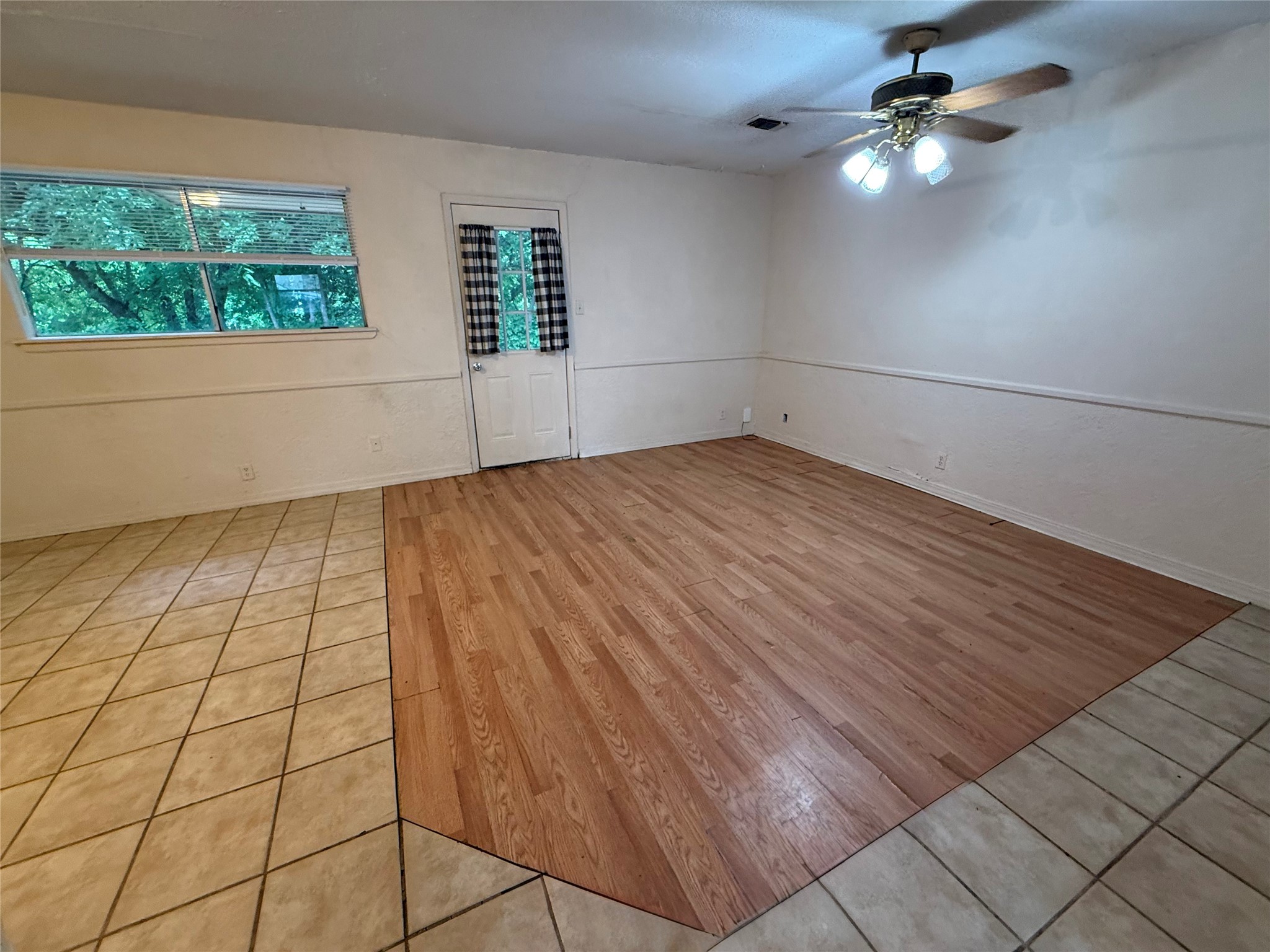 1238 Carla Street Denison TX 75020