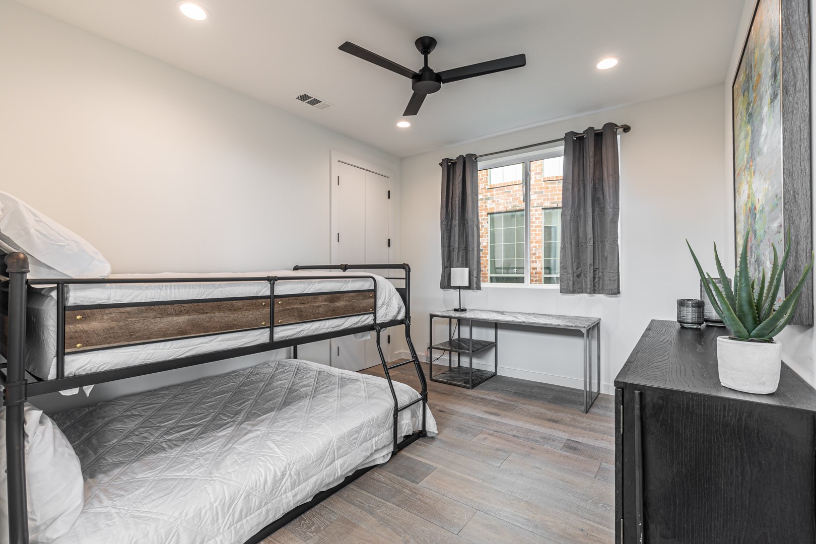 4202 Bonham Street Dallas TX 75229